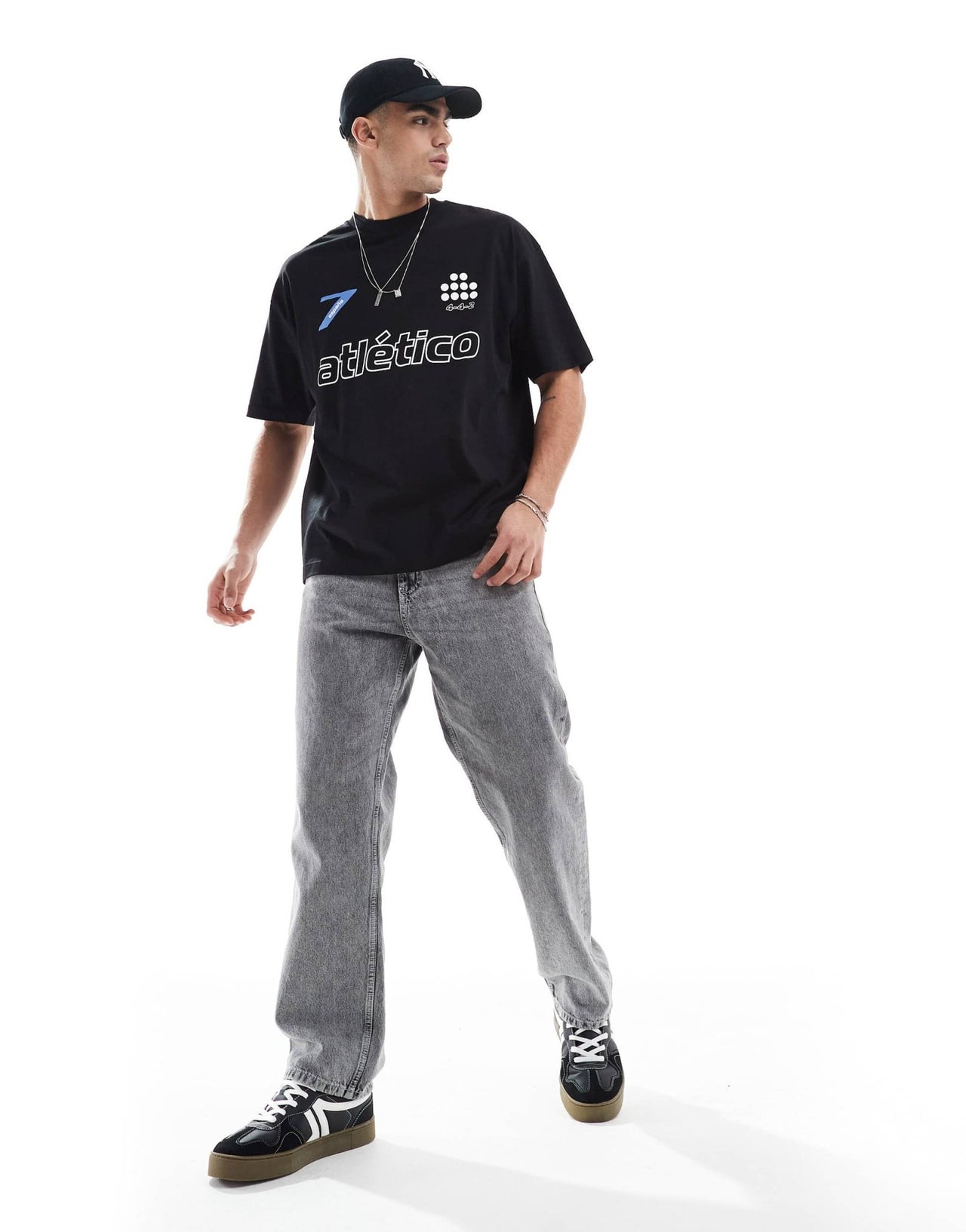 ASOS DESIGN oversized t-shirt with sports graphic in black - ASOS Sample Sale EU Store