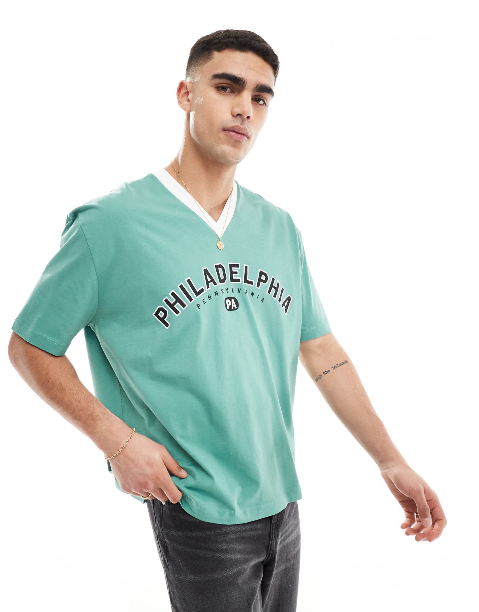 ASOS DESIGN oversized t-shirt with v - neck in green with Philadelphia print - ASOS Sample Sale EU Store