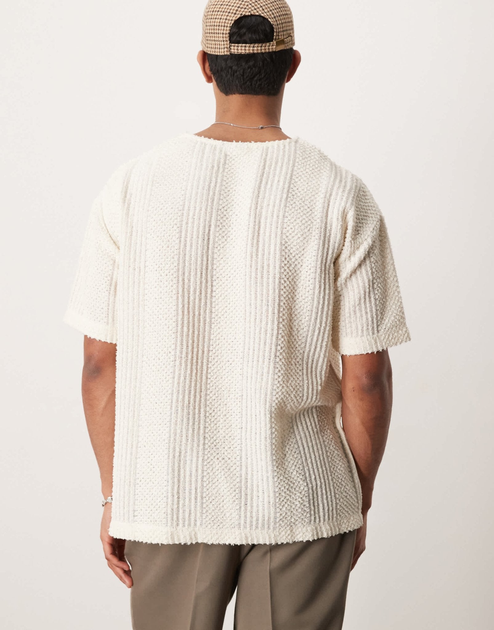 ASOS DESIGN oversized textured v neck t-shirt in neutral - ASOS Sample Sale EU Store