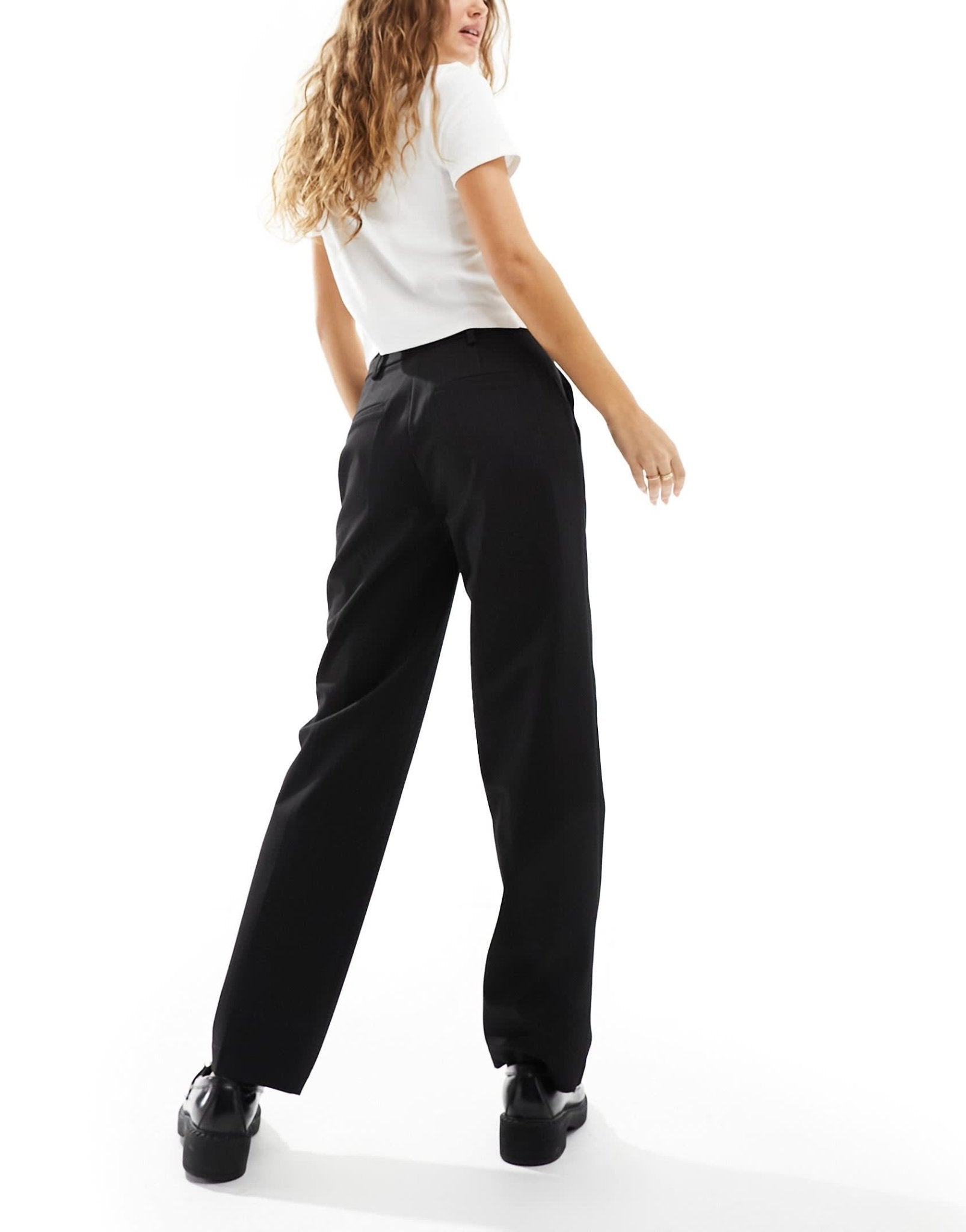 ASOS DESIGN Petite pencil trousers in pinstripe - ASOS Sample Sale EU Store