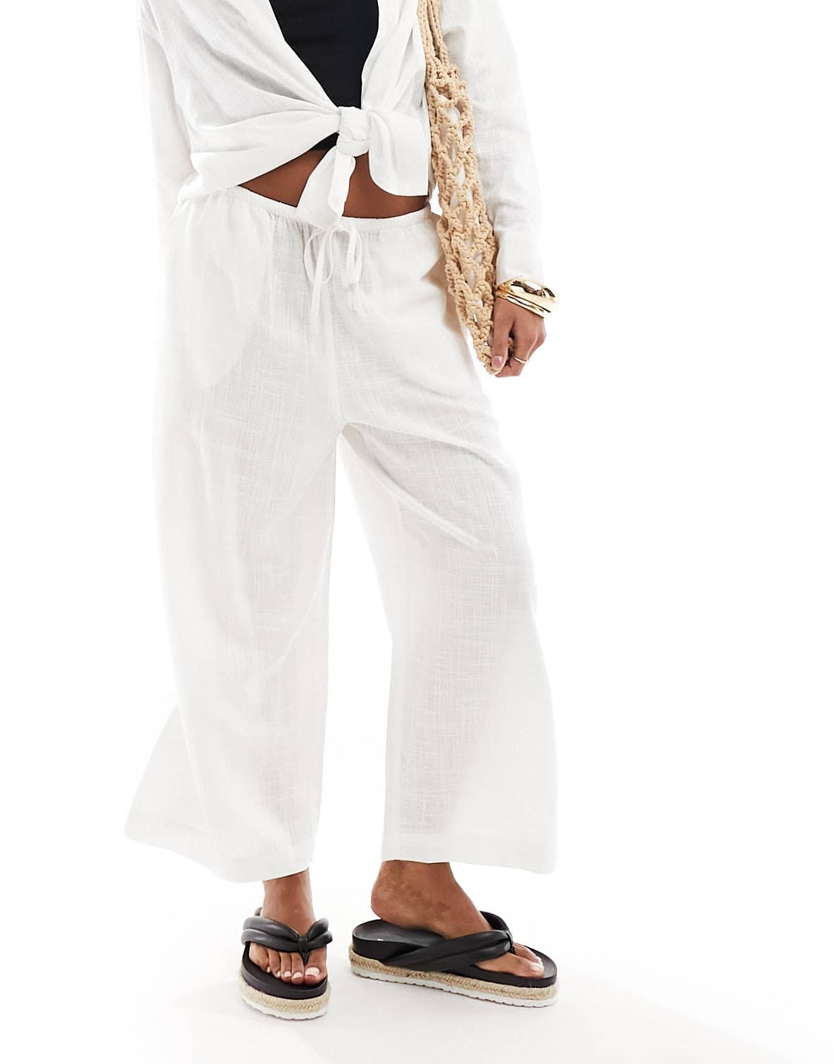 ASOS DESIGN Petite pull on culotte with linen in white - ASOS Sample Sale EU Store