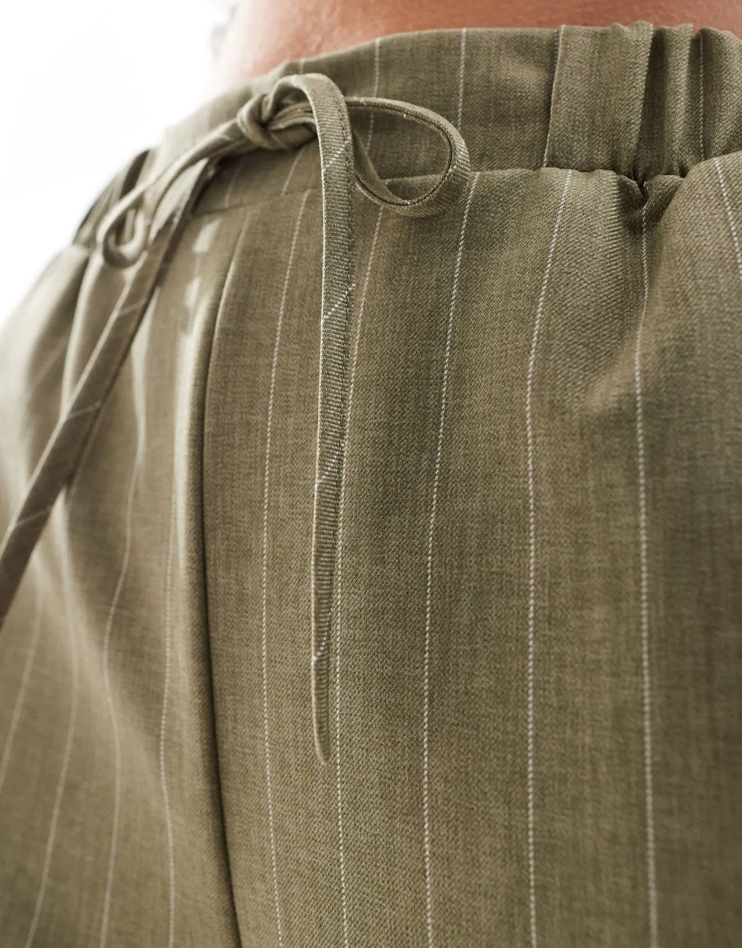 ASOS DESIGN Petite tailored pull on trousers in olive stripe - ASOS Sample Sale EU Store
