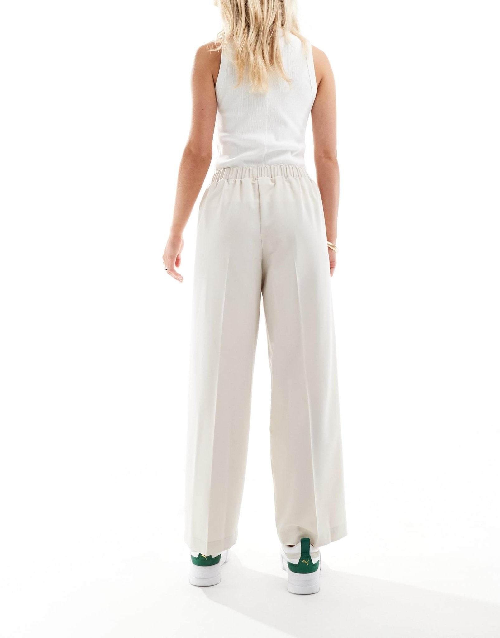 ASOS DESIGN Petite tailored pull on trousers in stone - ASOS Sample Sale EU Store