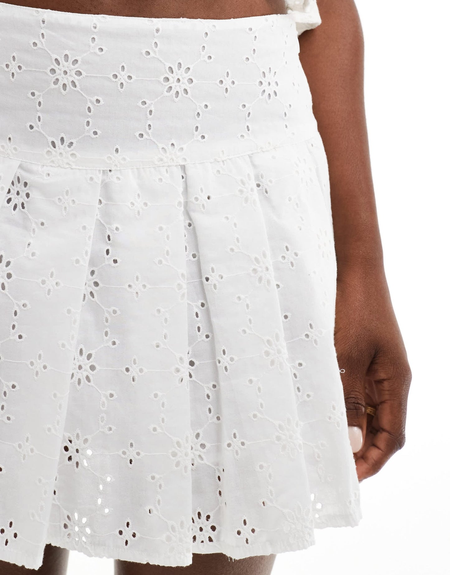 ASOS DESIGN pleated mini skirt in white broderie - WHITE - ASOS Sample Sale EU Store