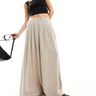 Pantaloni palazzo plissettati larghi con lino ASOS DESIGN in naturale
