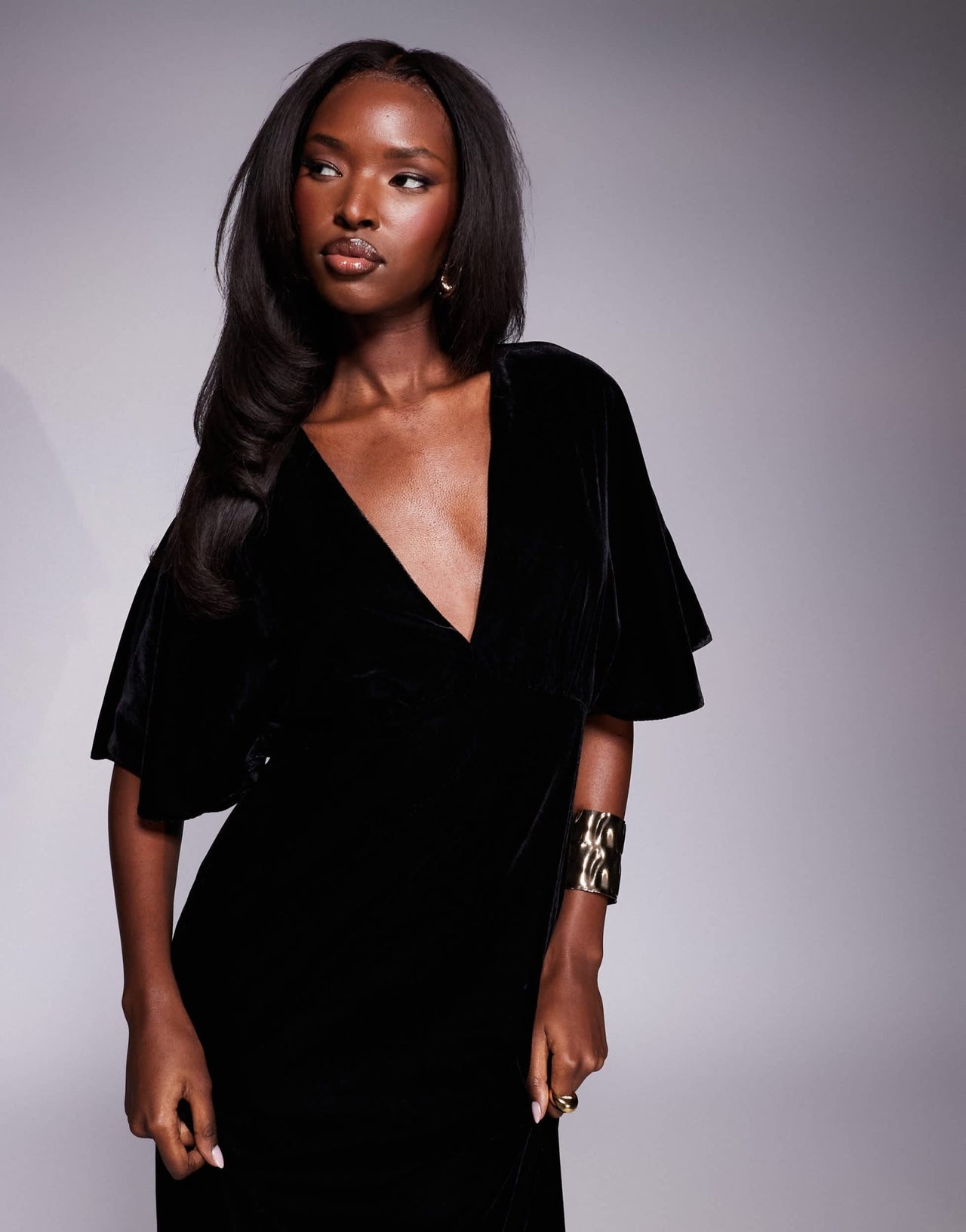 ASOS DESIGN plunge front velvet flutter sleeve midaxi dress in black - ASOS Sample Sale EU Store