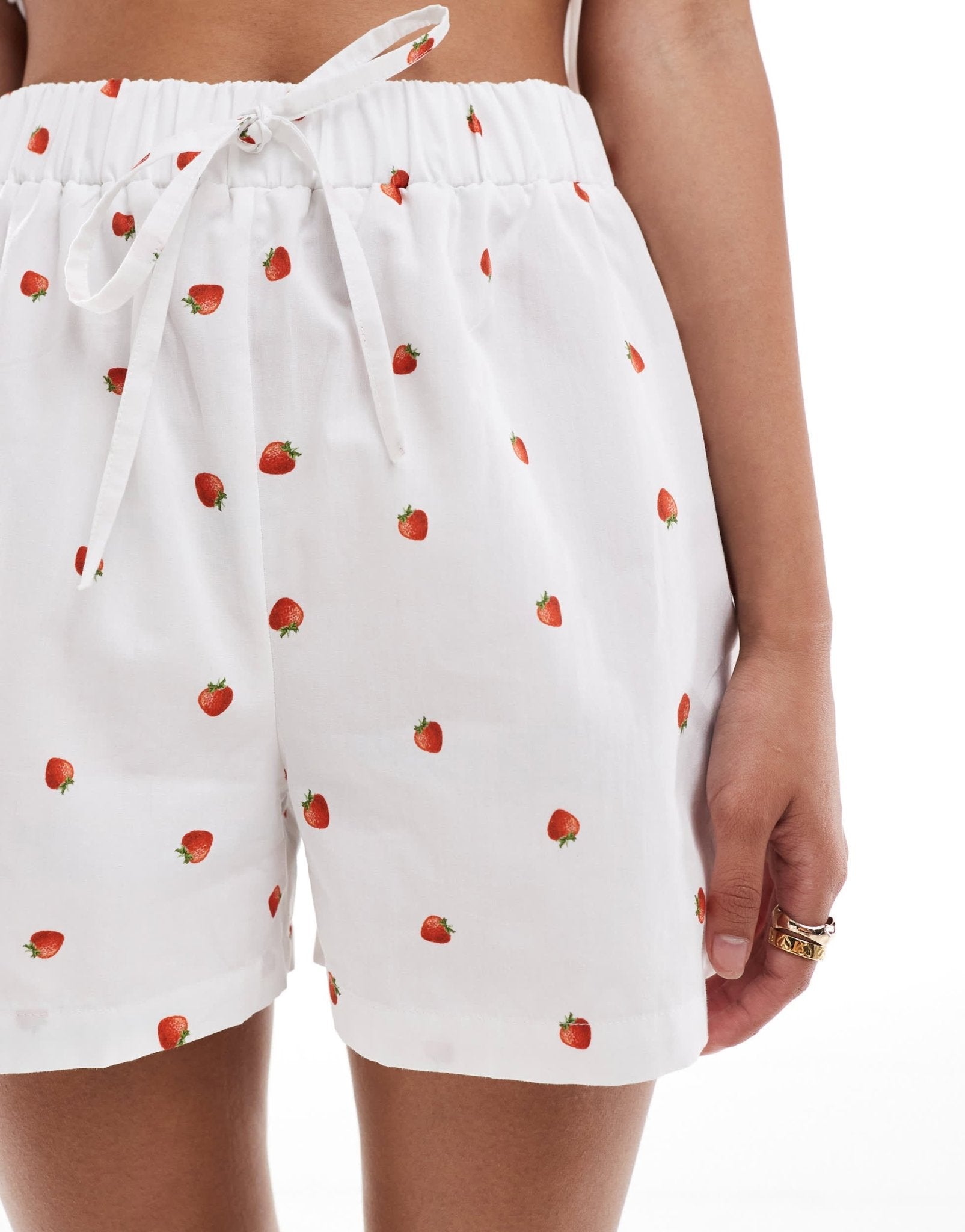 ASOS DESIGN poplin boxer short in white strawberry co ord - ASOS Sample Sale EU Store