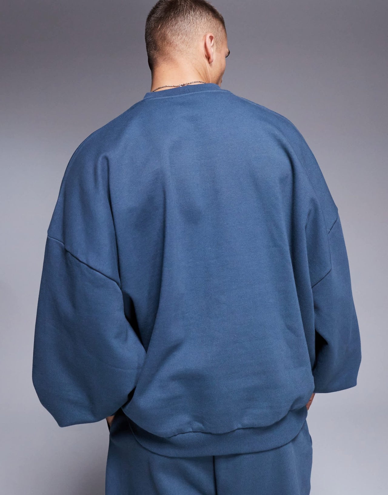 ASOS DESIGN premium heavyweight extreme oversized sweatshirt 400gsm in washed blue - CHARCOAL - ASOS Sample Sale EU Store