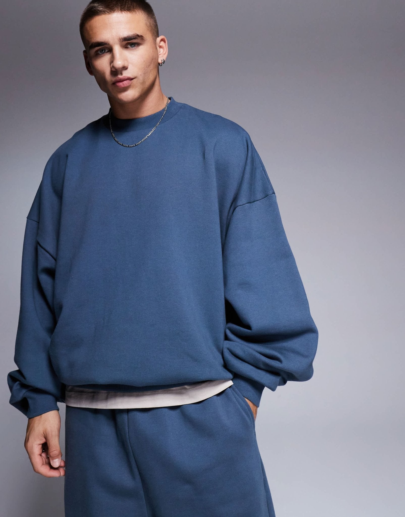 ASOS DESIGN premium heavyweight extreme oversized sweatshirt 400gsm in washed blue - CHARCOAL - ASOS Sample Sale EU Store