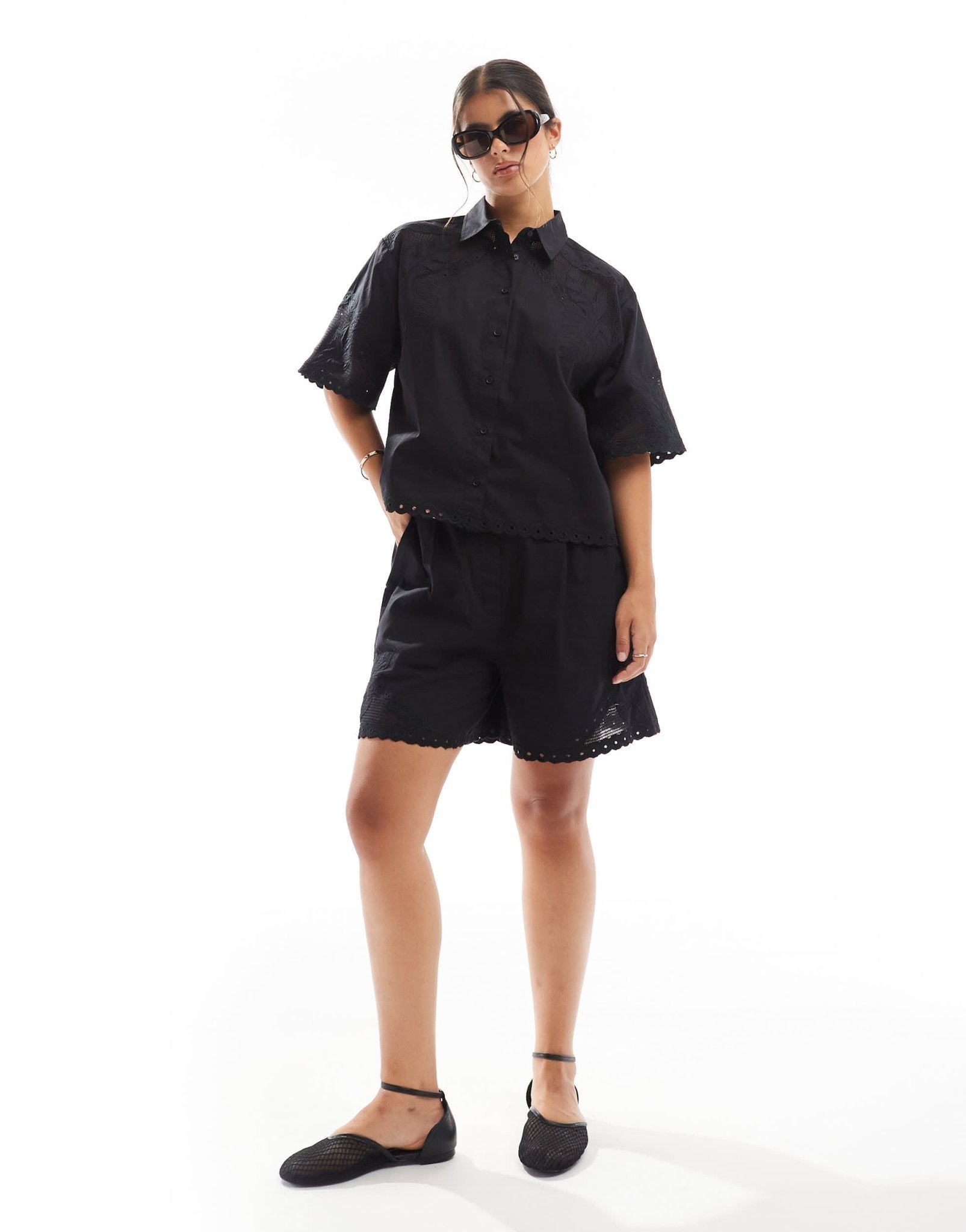 ASOS DESIGN premium short with cutwork detail co - ord in black - ASOS Sample Sale EU Store