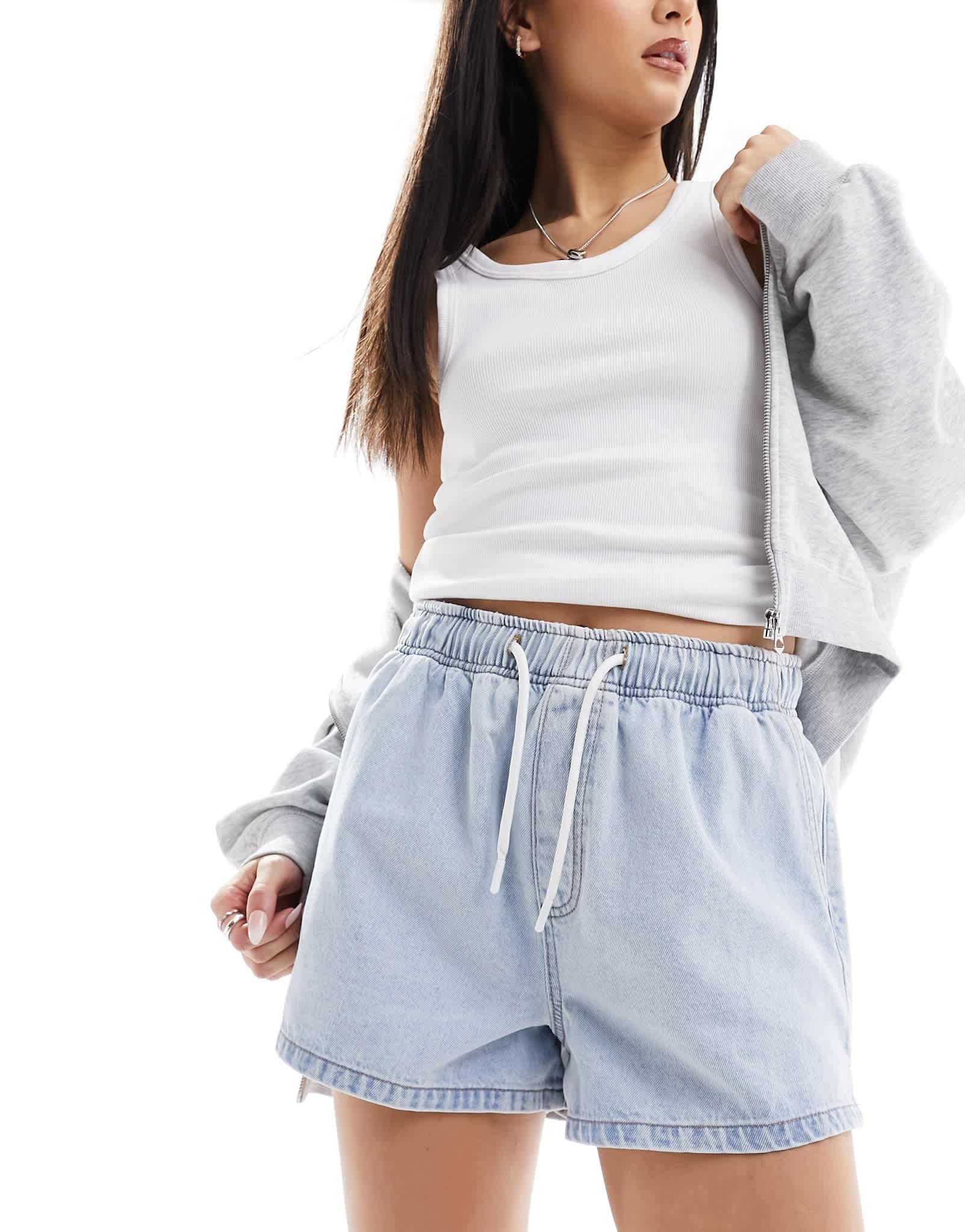 ASOS DESIGN pull on denim short in lightwash blue - ASOS Sample Sale EU Store