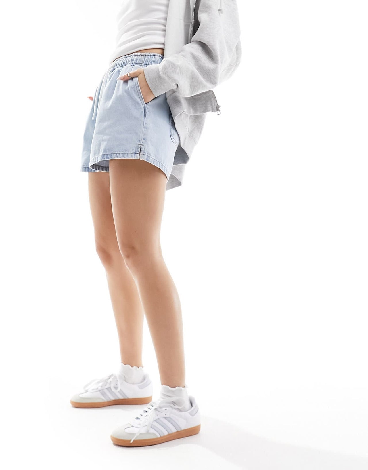 ASOS DESIGN pull on denim short in lightwash blue - ASOS Sample Sale EU Store