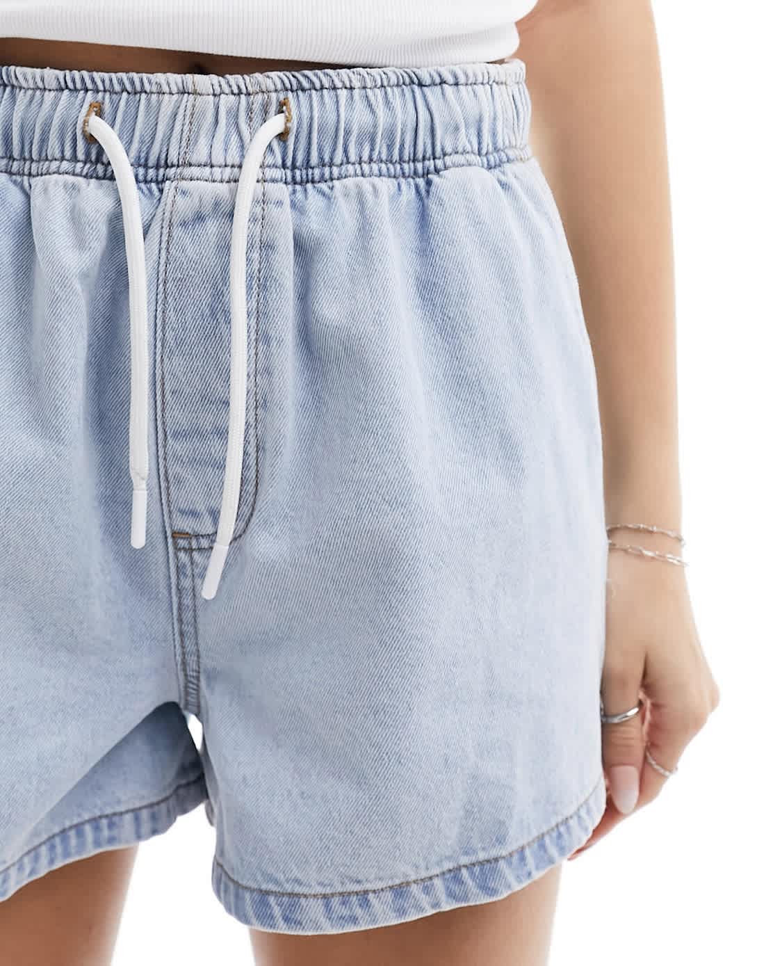 ASOS DESIGN pull on denim short in lightwash blue - ASOS Sample Sale EU Store