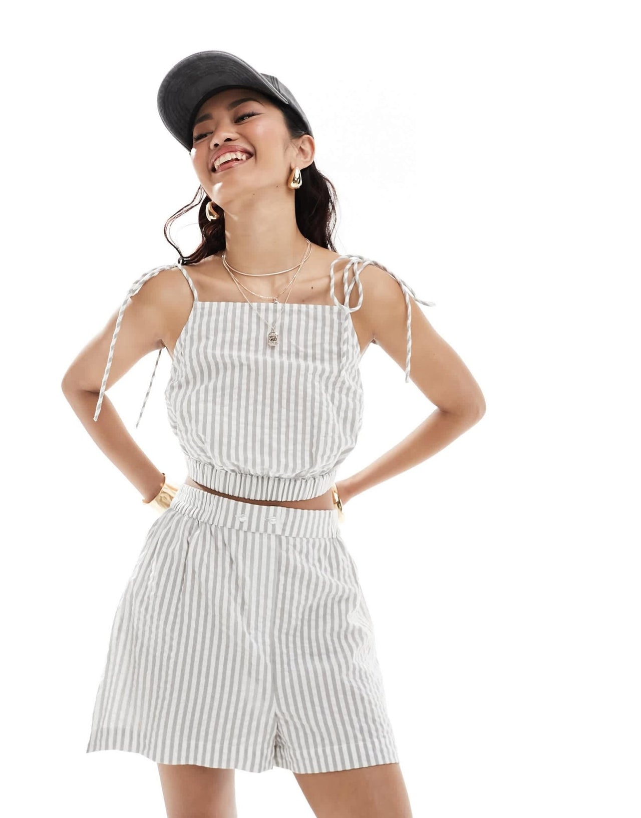 ASOS DESIGN pull on short with tab waistband in grey stripe co - ord - ASOS Sample Sale EU Store