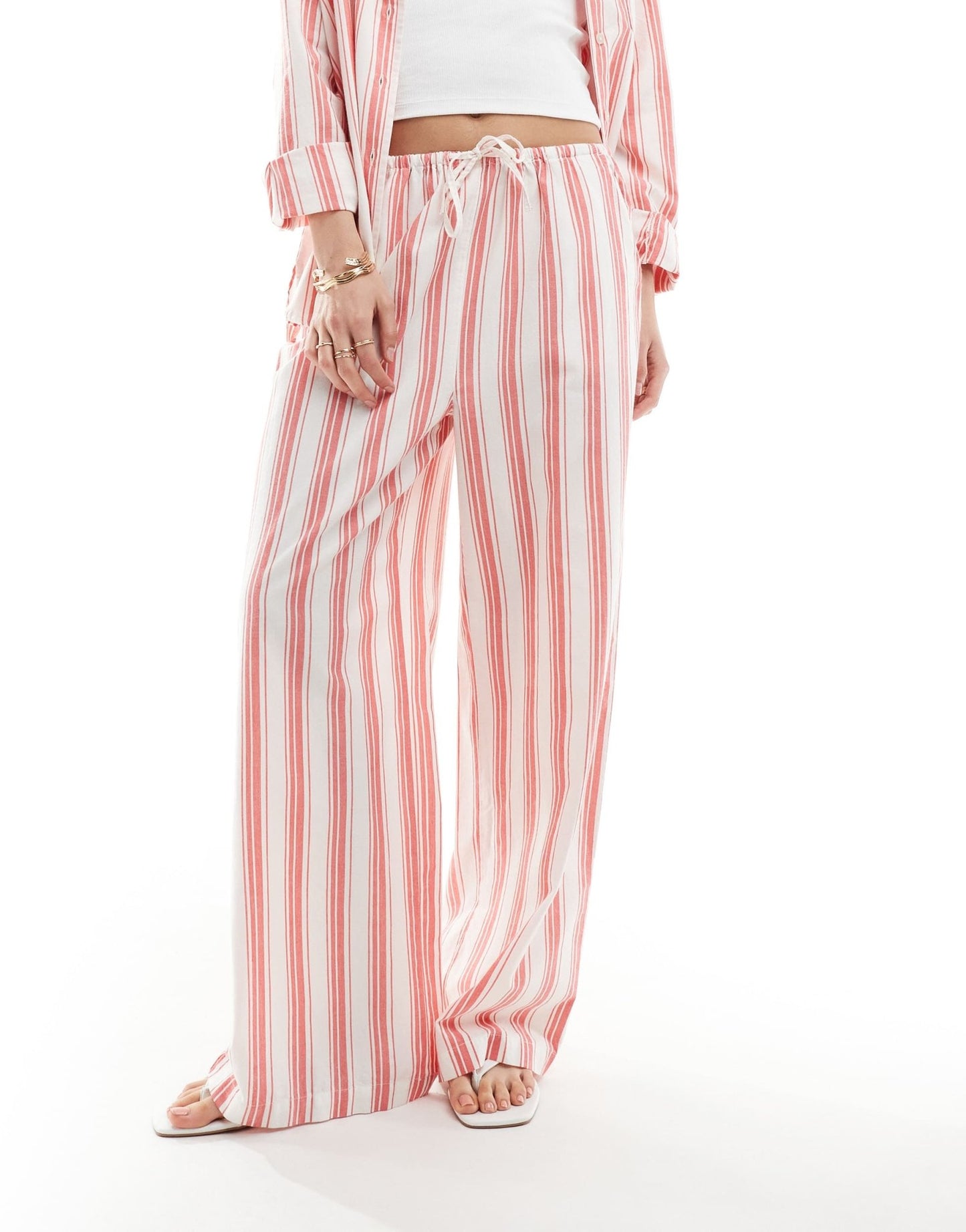ASOS DESIGN pull on trouser in red deckchair stripe - ASOS Sample Sale EU Store