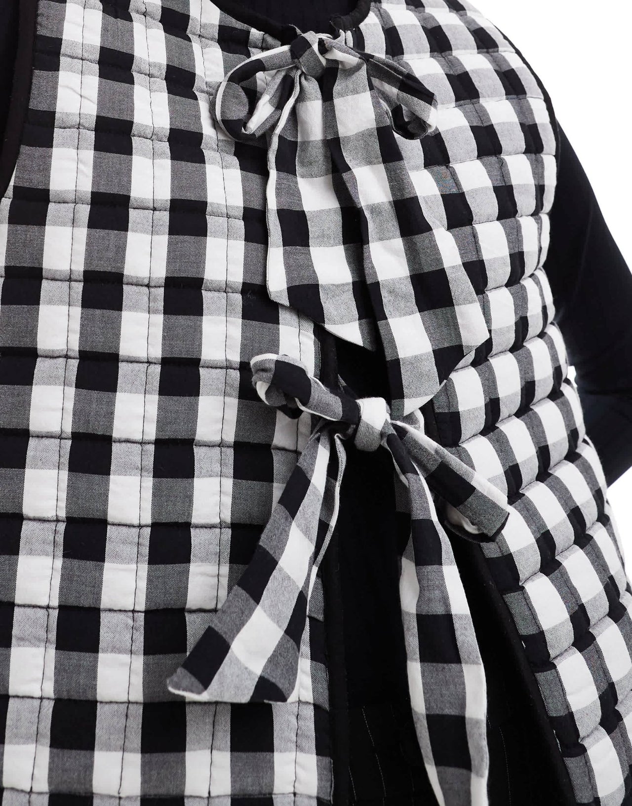 ASOS DESIGN quilted gilet with bows in mono gingham - ASOS Sample Sale EU Store