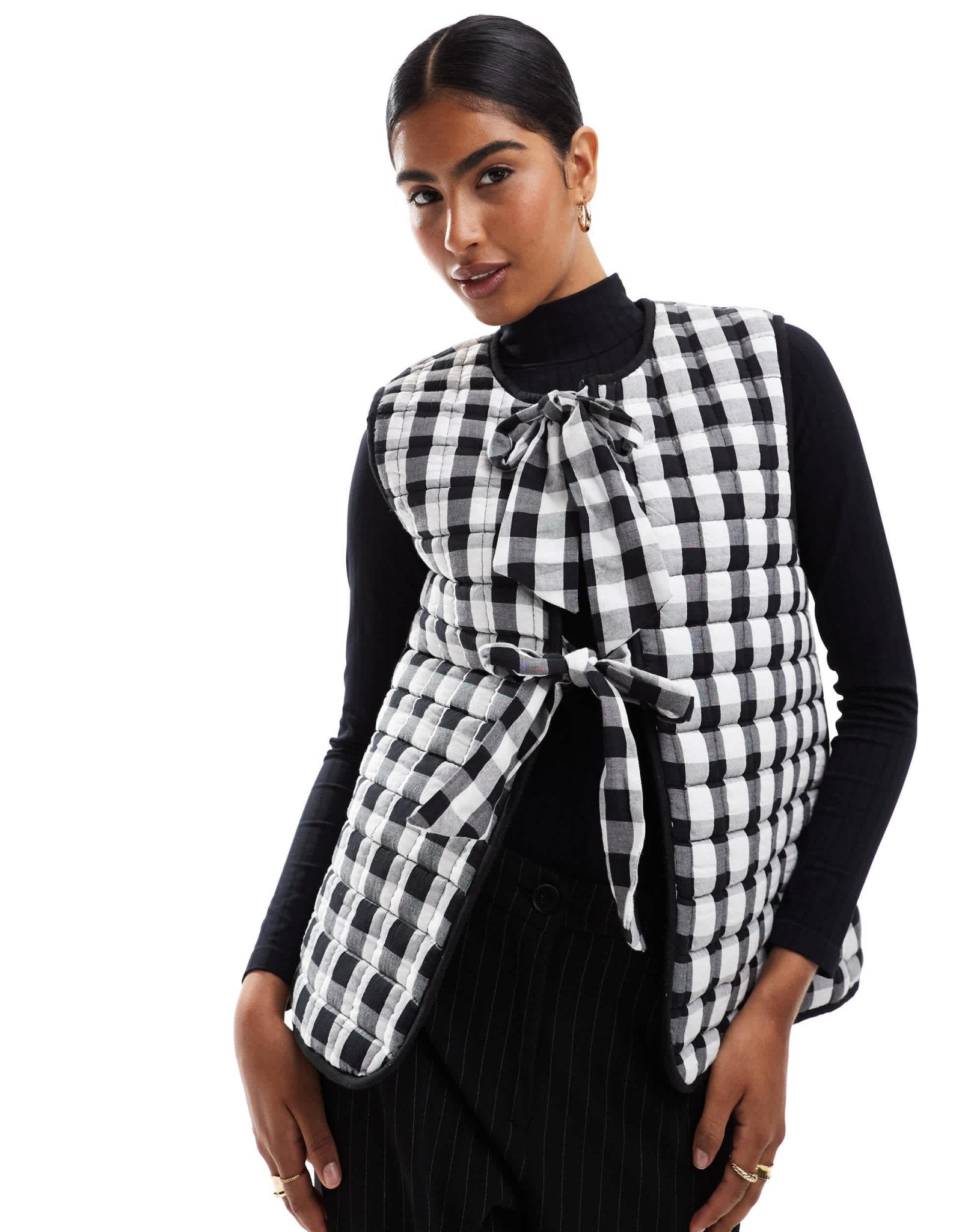 ASOS DESIGN quilted gilet with bows in mono gingham - ASOS Sample Sale EU Store