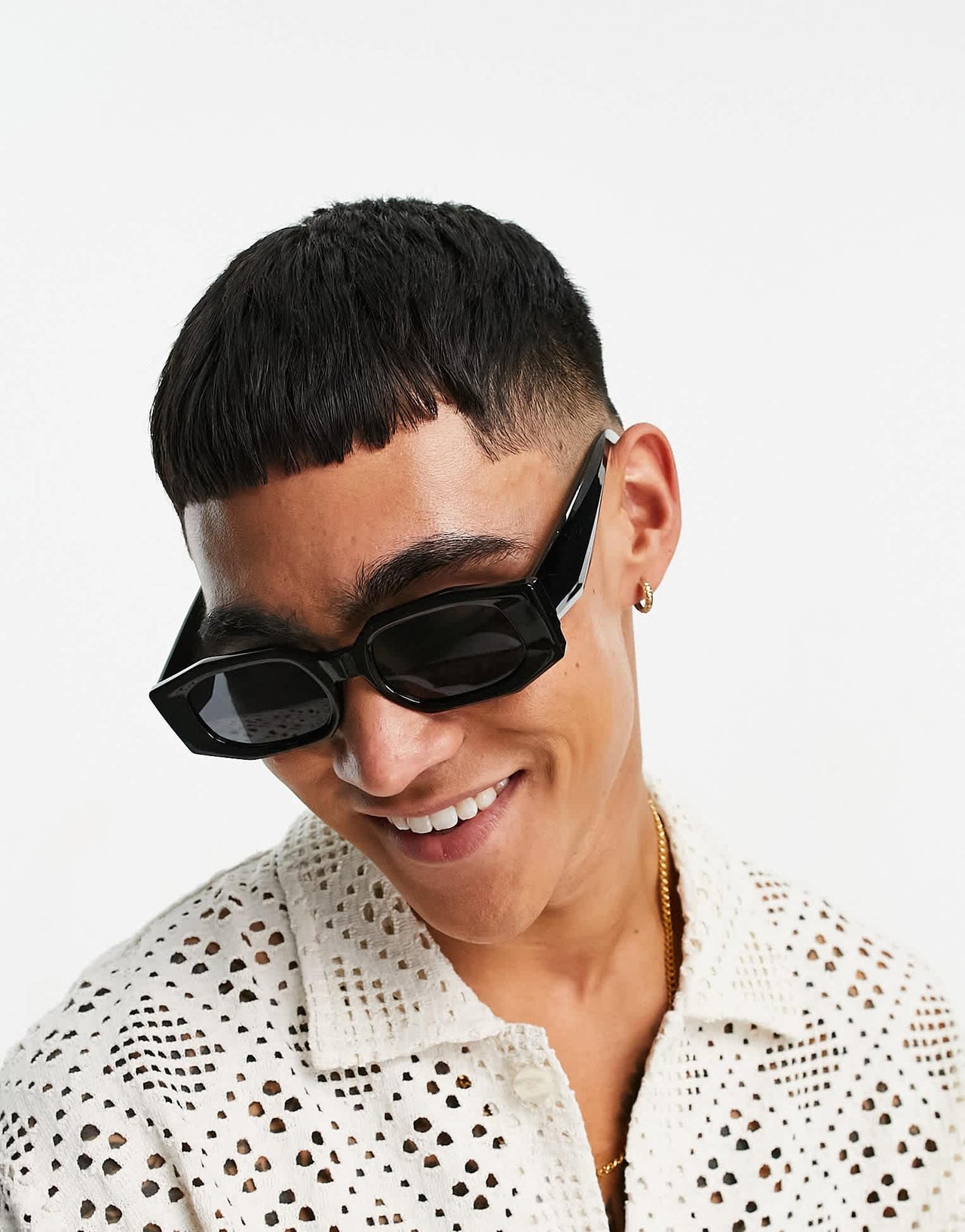 ASOS DESIGN rectangle angled sunglasses with smoke lens and black frame - ASOS Sample Sale EU Store
