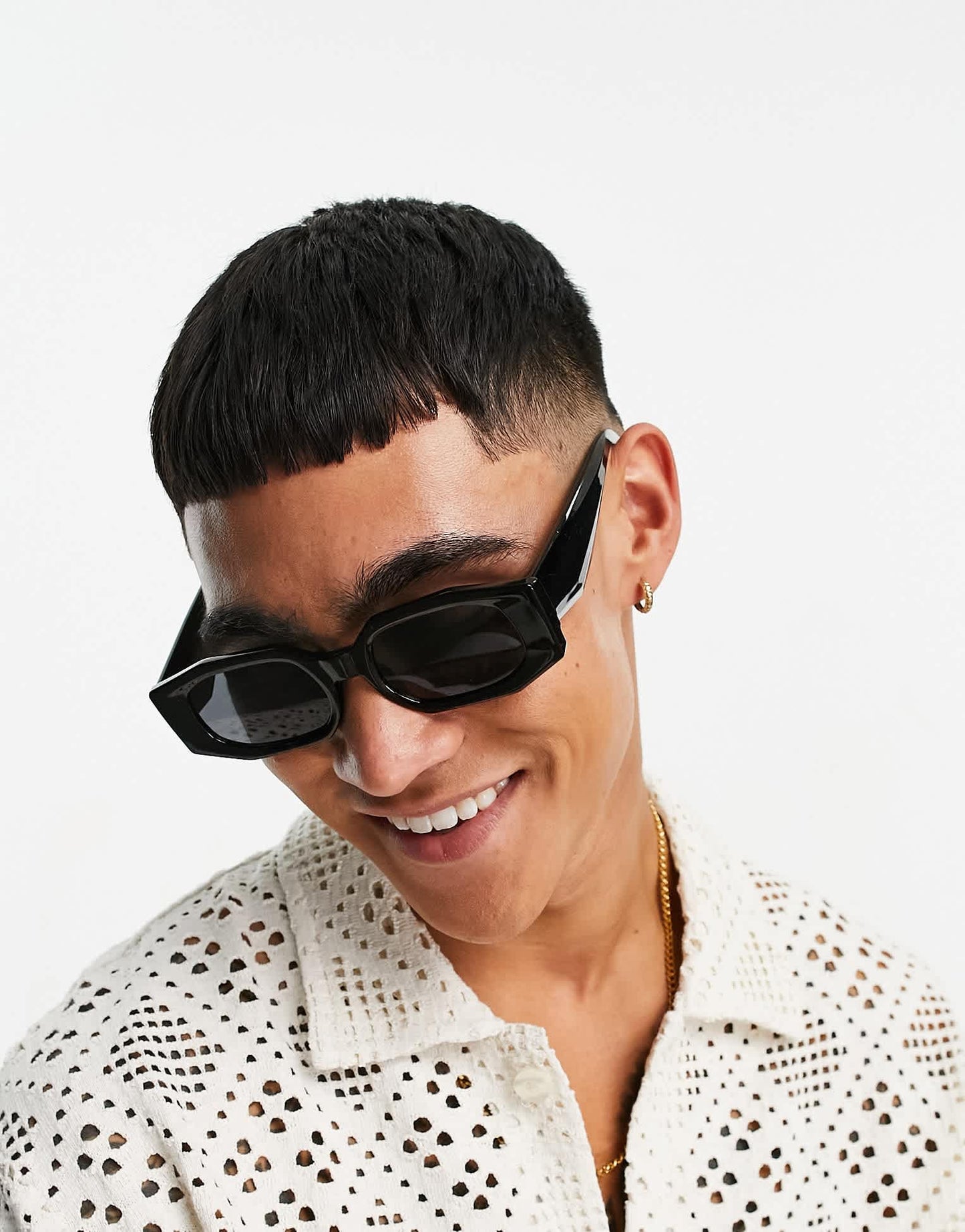 ASOS DESIGN rectangle angled sunglasses with smoke lens and black frame - ASOS Sample Sale EU Store