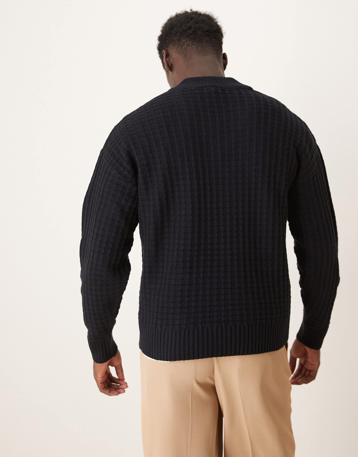ASOS DESIGN relaxed boxy fit waffle knitted v neck jumper in navy - ASOS Sample Sale EU Store