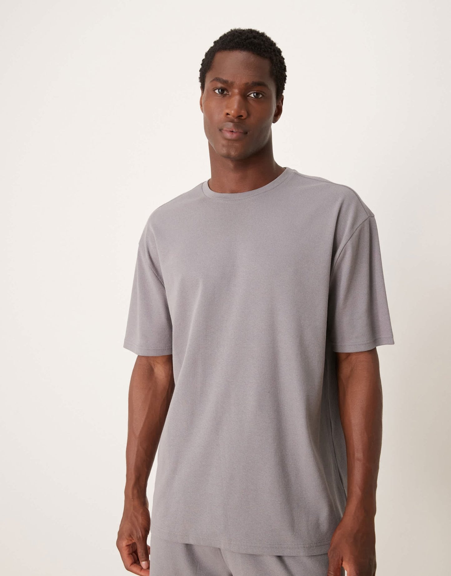 ASOS DESIGN relaxed pyjamas set in light grey - ASOS Sample Sale EU Store