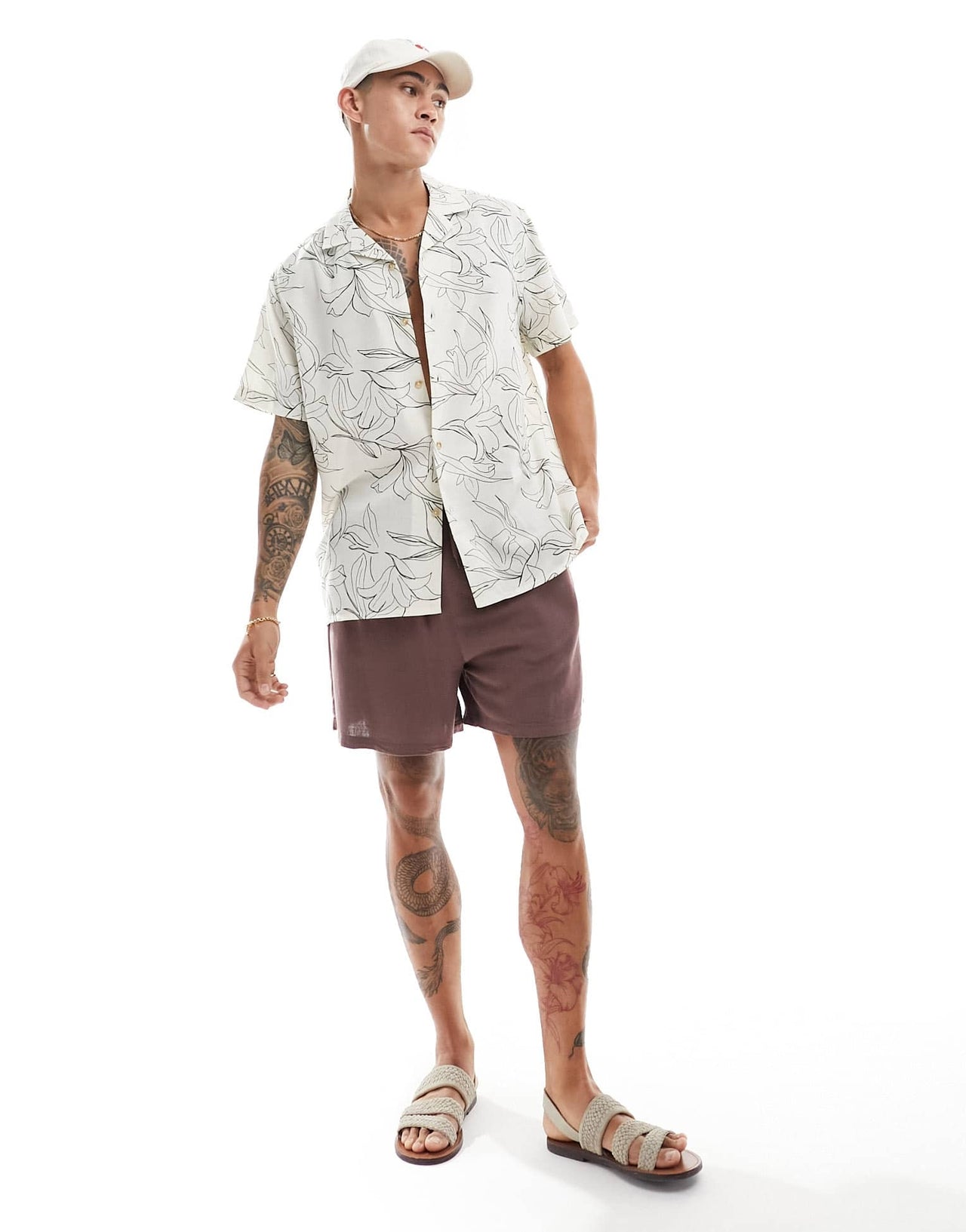 ASOS DESIGN relaxed revere beachy shirt in line drawn lily print in ecru - ASOS Sample Sale EU Store