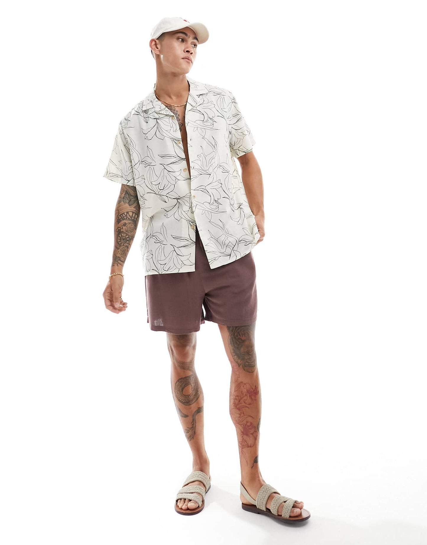 ASOS DESIGN relaxed revere beachy shirt in line drawn lily print in ecru - ASOS Sample Sale EU Store