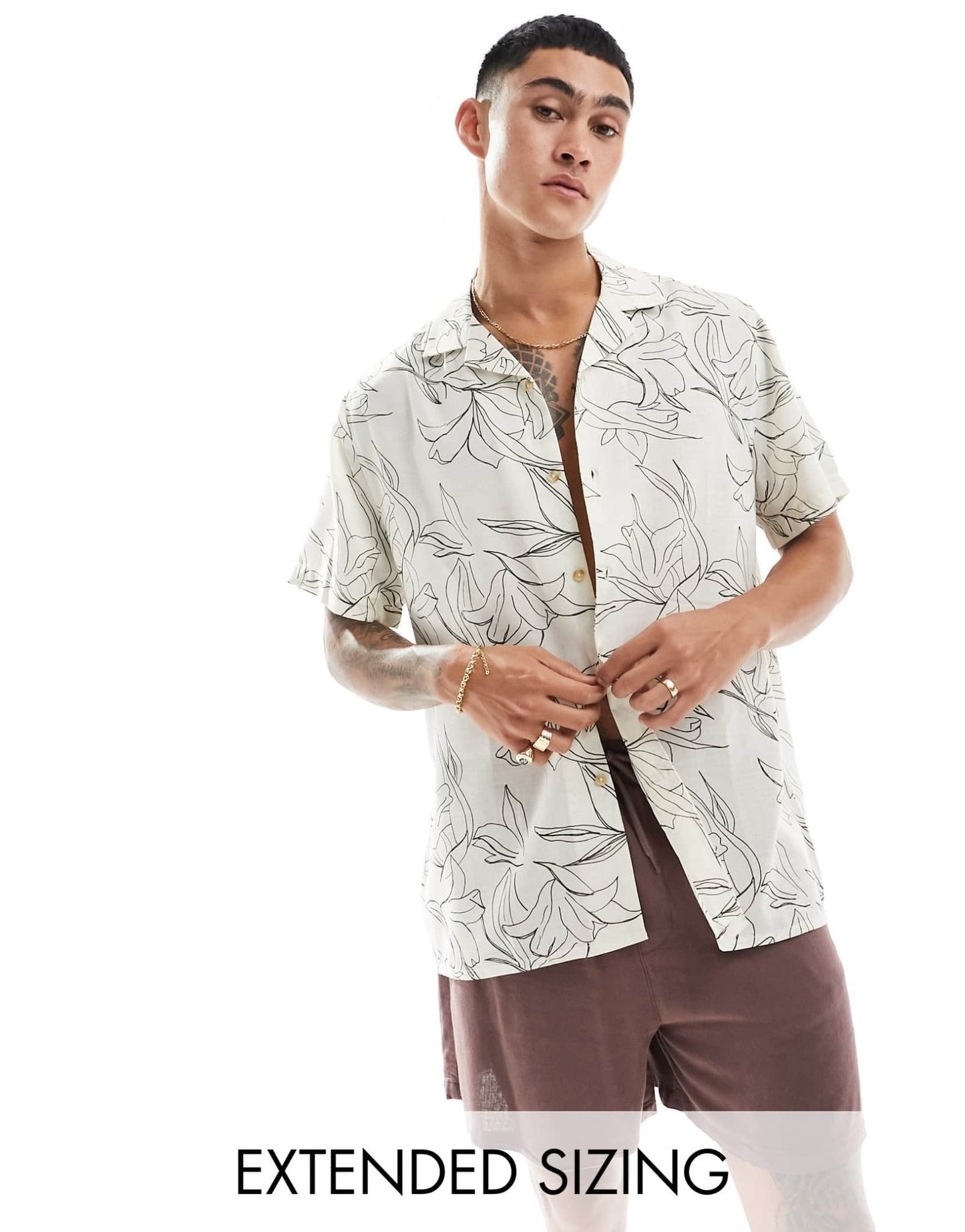 ASOS DESIGN relaxed revere beachy shirt in line drawn lily print in ecru - ASOS Sample Sale EU Store