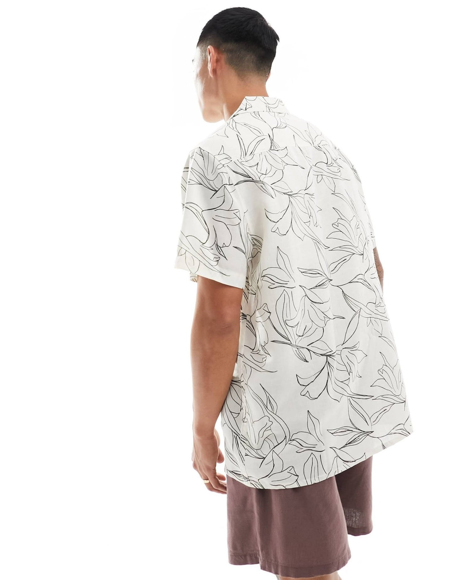 ASOS DESIGN relaxed revere beachy shirt in line drawn lily print in ecru - ASOS Sample Sale EU Store