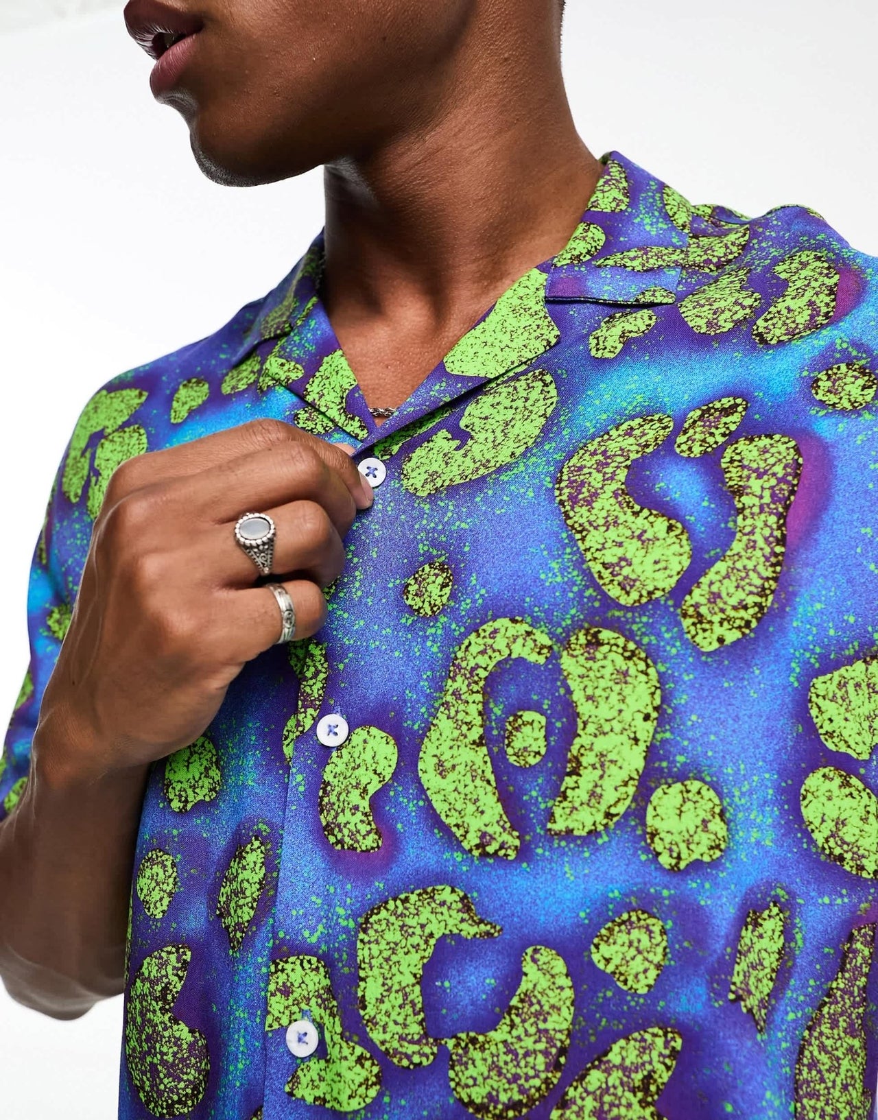 ASOS DESIGN relaxed revere shirt in bright leopard print - ASOS Sample Sale EU Store