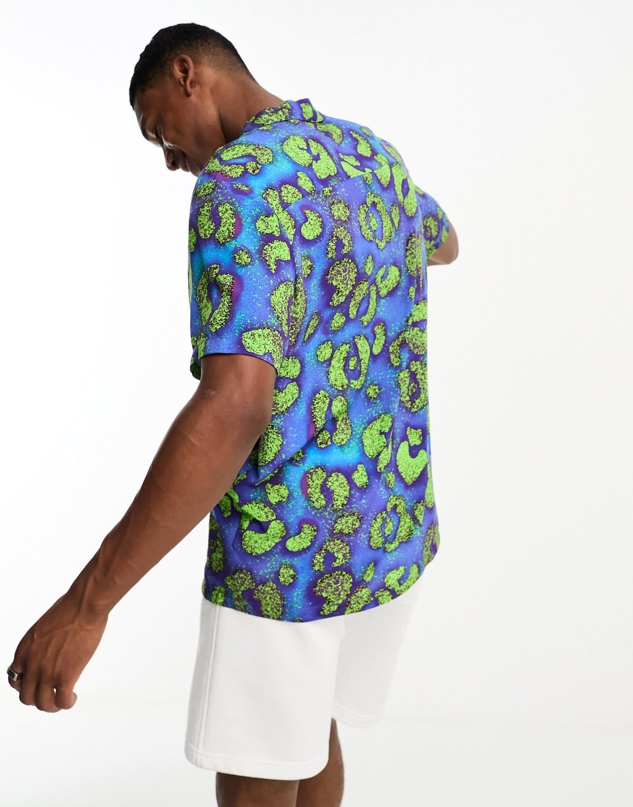 ASOS DESIGN relaxed revere shirt in bright leopard print - ASOS Sample Sale EU Store