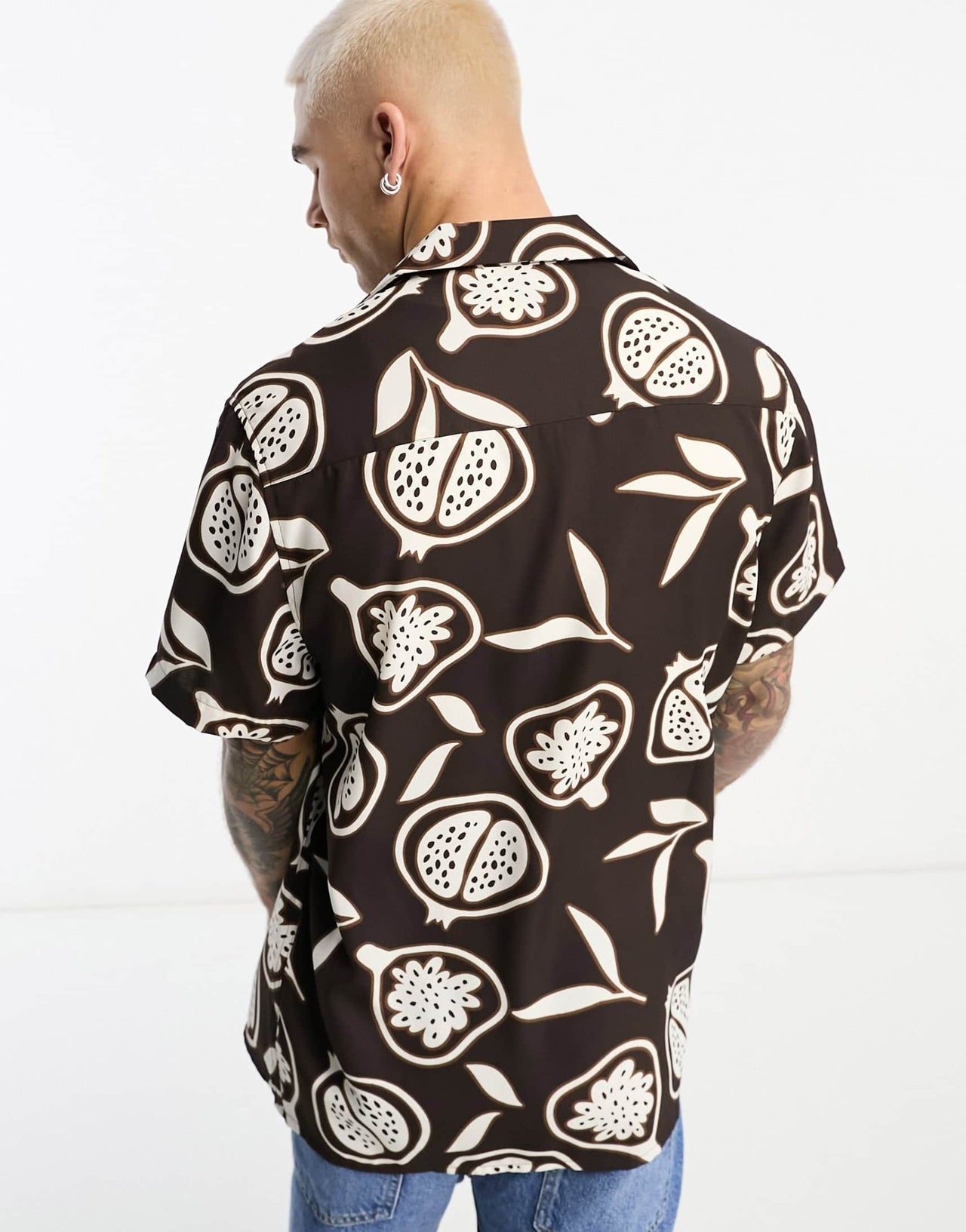 ASOS DESIGN relaxed revere shirt in brown with fruit print - ASOS Sample Sale EU Store