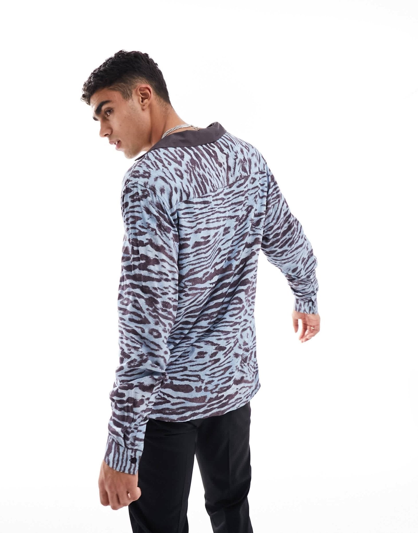 ASOS DESIGN relaxed revere shirt in leopard print and contrast collar - ASOS Sample Sale EU Store
