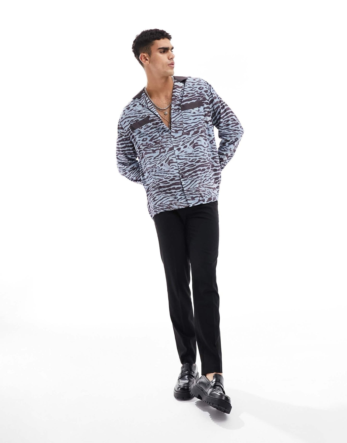 ASOS DESIGN relaxed revere shirt in leopard print and contrast collar - ASOS Sample Sale EU Store
