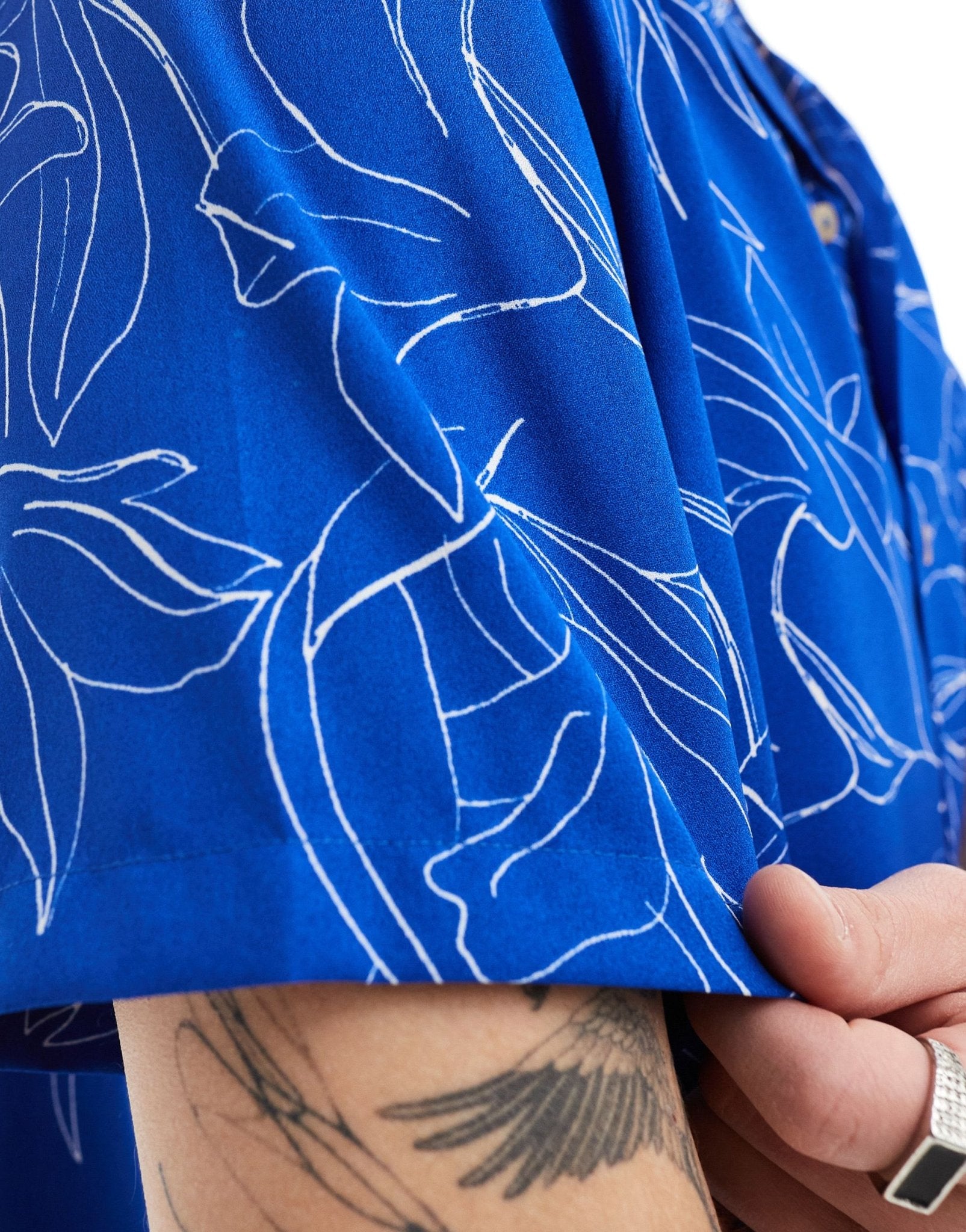 ASOS DESIGN relaxed revere shirt with floral print in blue - ASOS Sample Sale EU Store