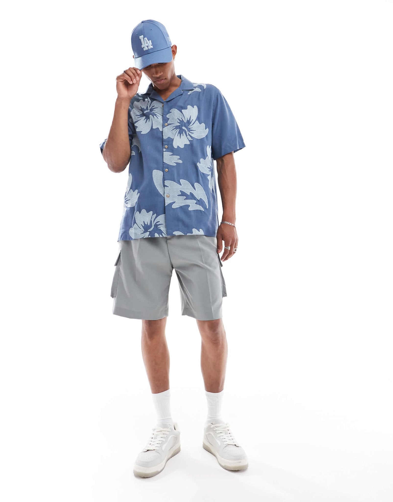ASOS DESIGN relaxed revere shirt with hawaiian floral embroidery - ASOS Sample Sale EU Store