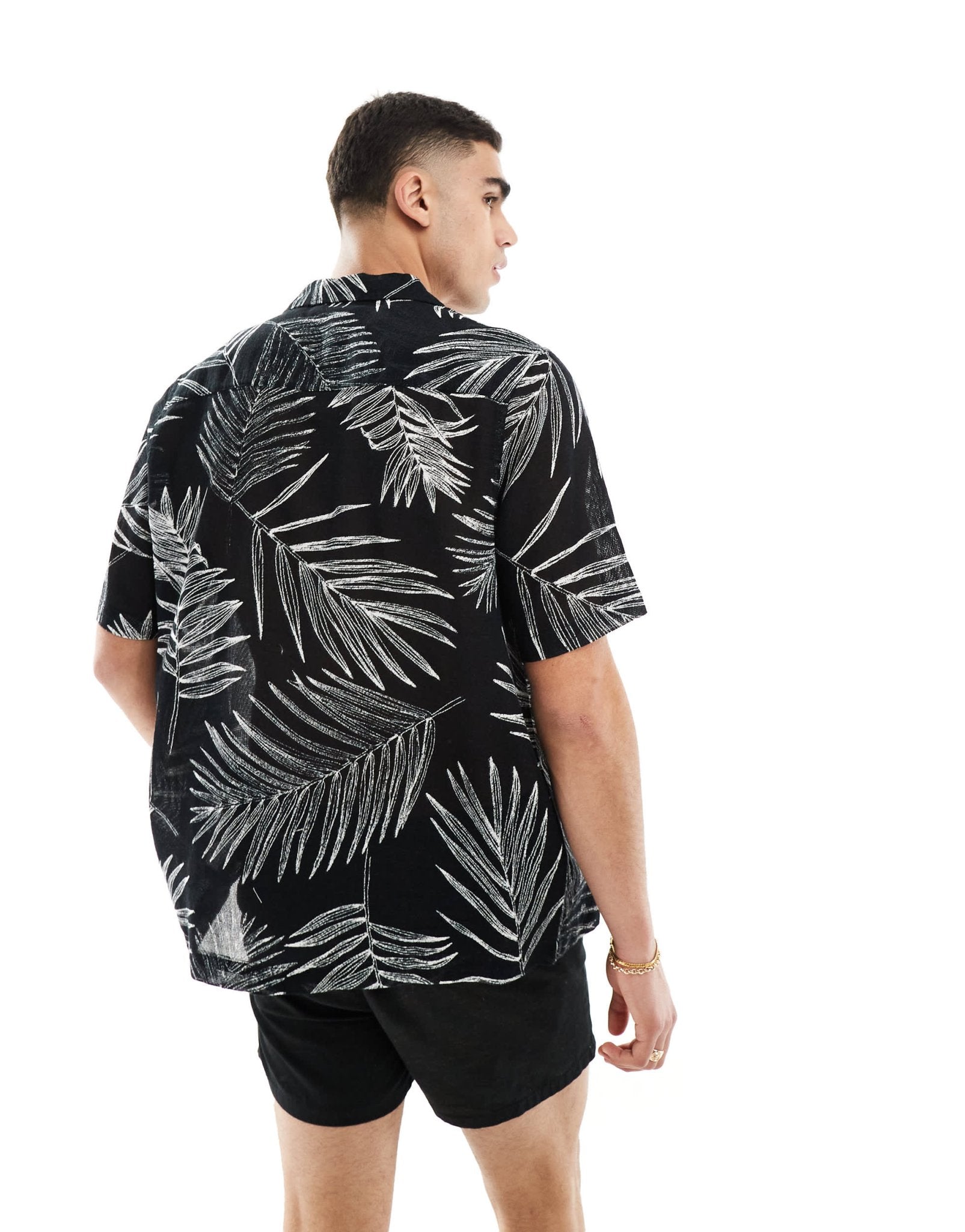 ASOS DESIGN relaxed revere shirt with leaf print in black - ASOS Sample Sale EU Store