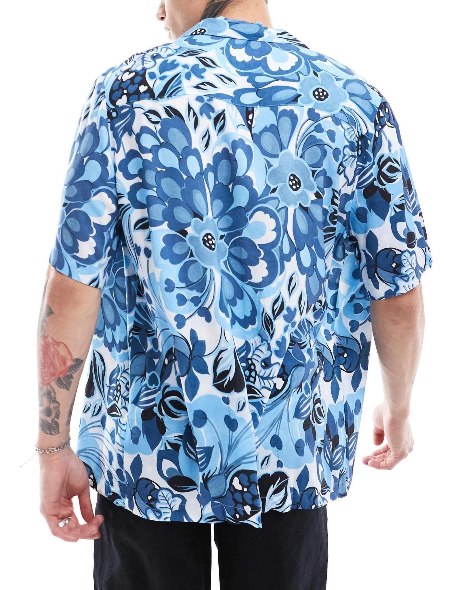 ASOS DESIGN relaxed revere shirt with painted floral print in blue - ASOS Sample Sale EU Store