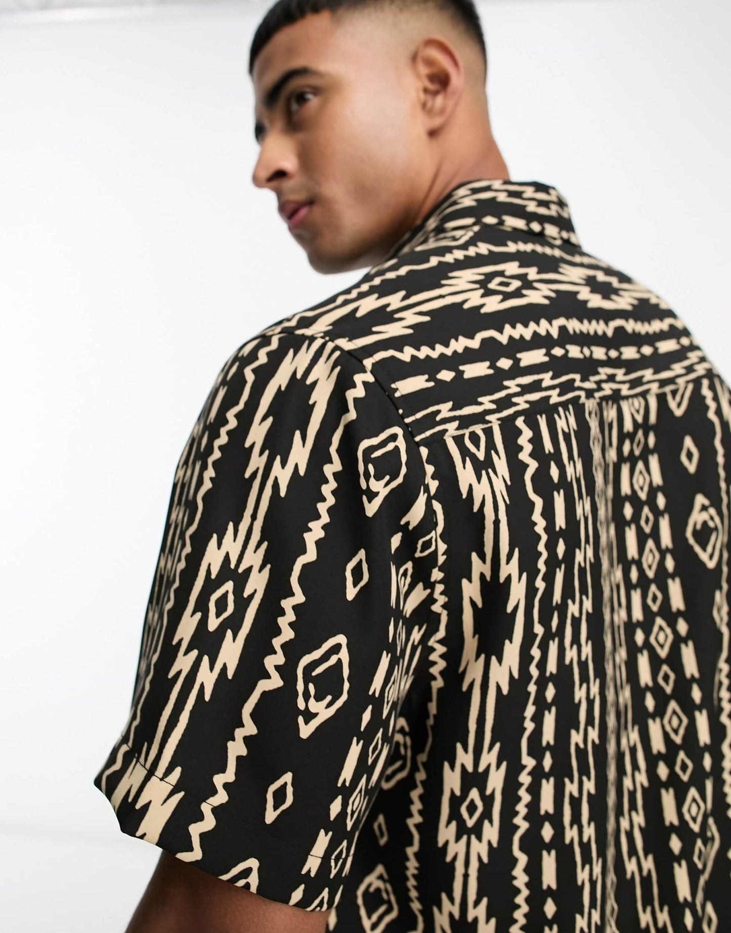 ASOS DESIGN relaxed shirt in black aztec print - ASOS Sample Sale EU Store