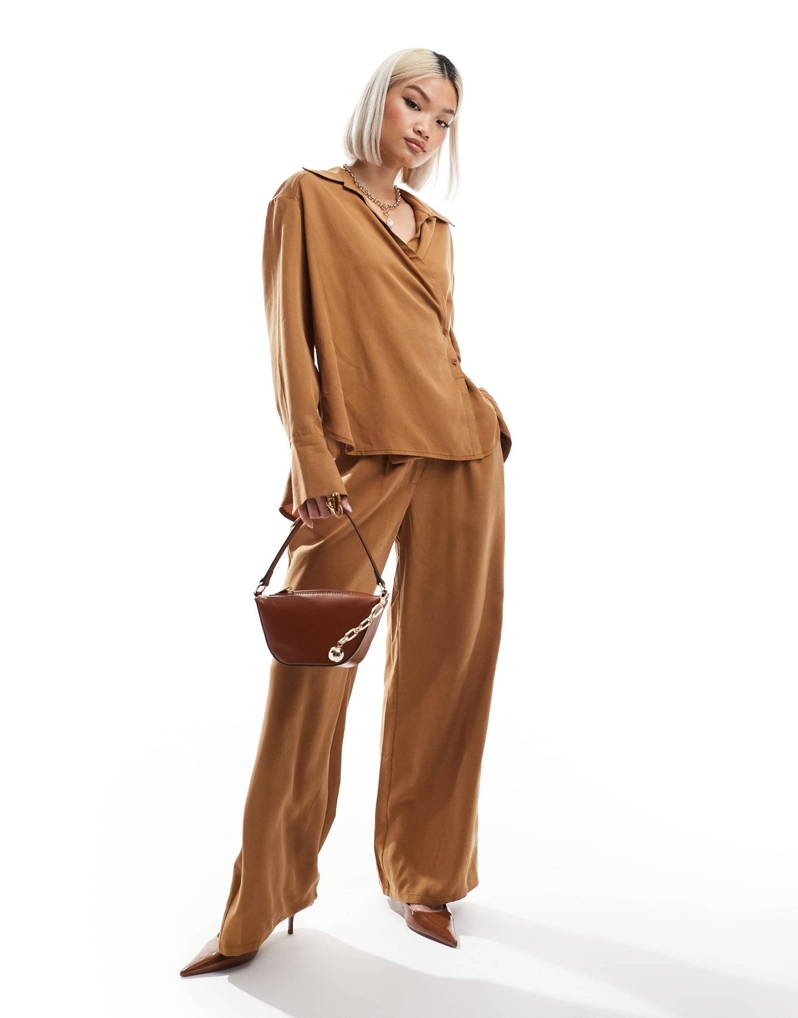 ASOS DESIGN relaxed straight leg trousers co - ord in camel - ASOS Sample Sale EU Store