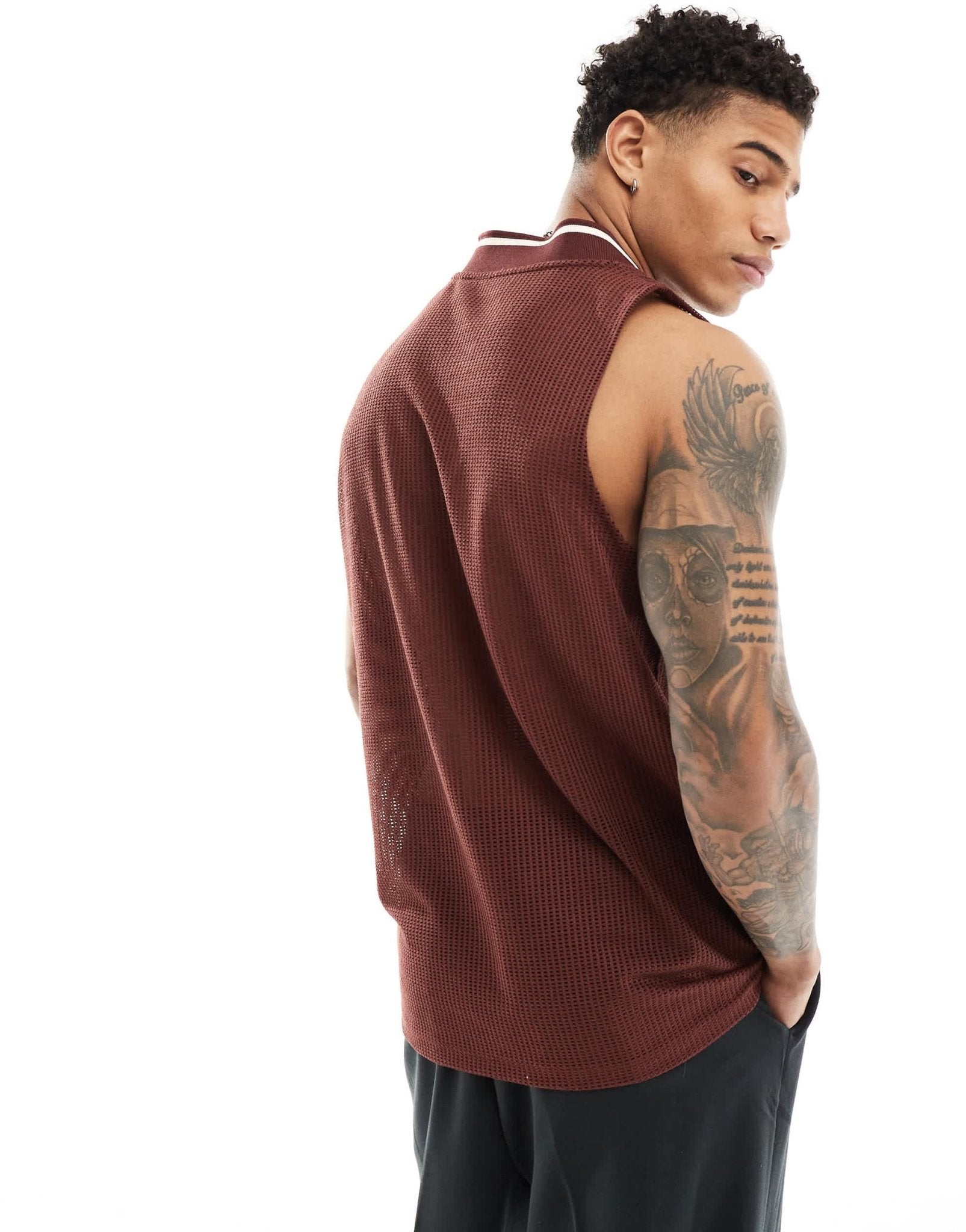 ASOS DESIGN relaxed tank vest with V neck in brown crochet - ASOS Sample Sale EU Store