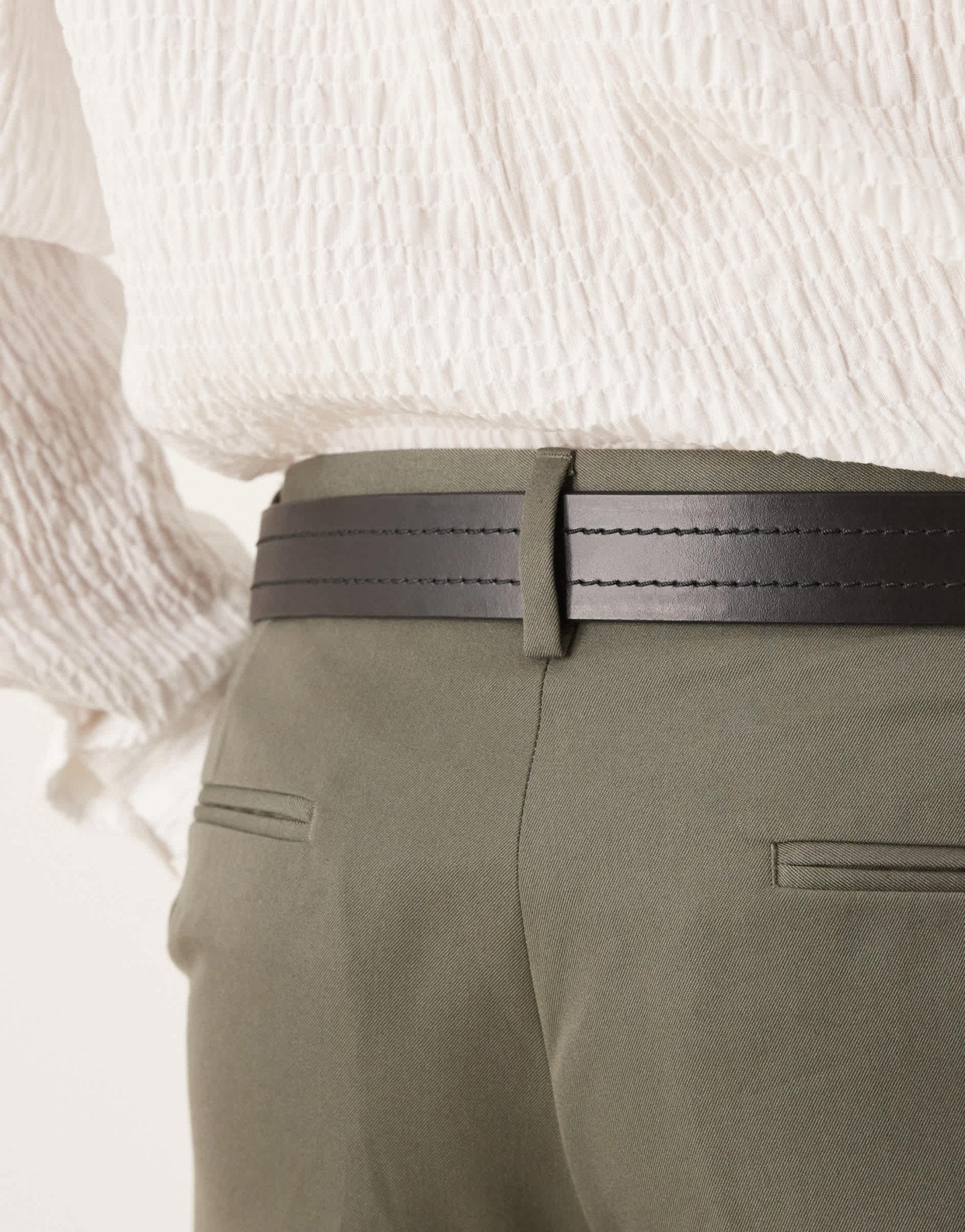 ASOS DESIGN reversible leather belt with burnished silver buckle in brown and black - ASOS Sample Sale EU Store