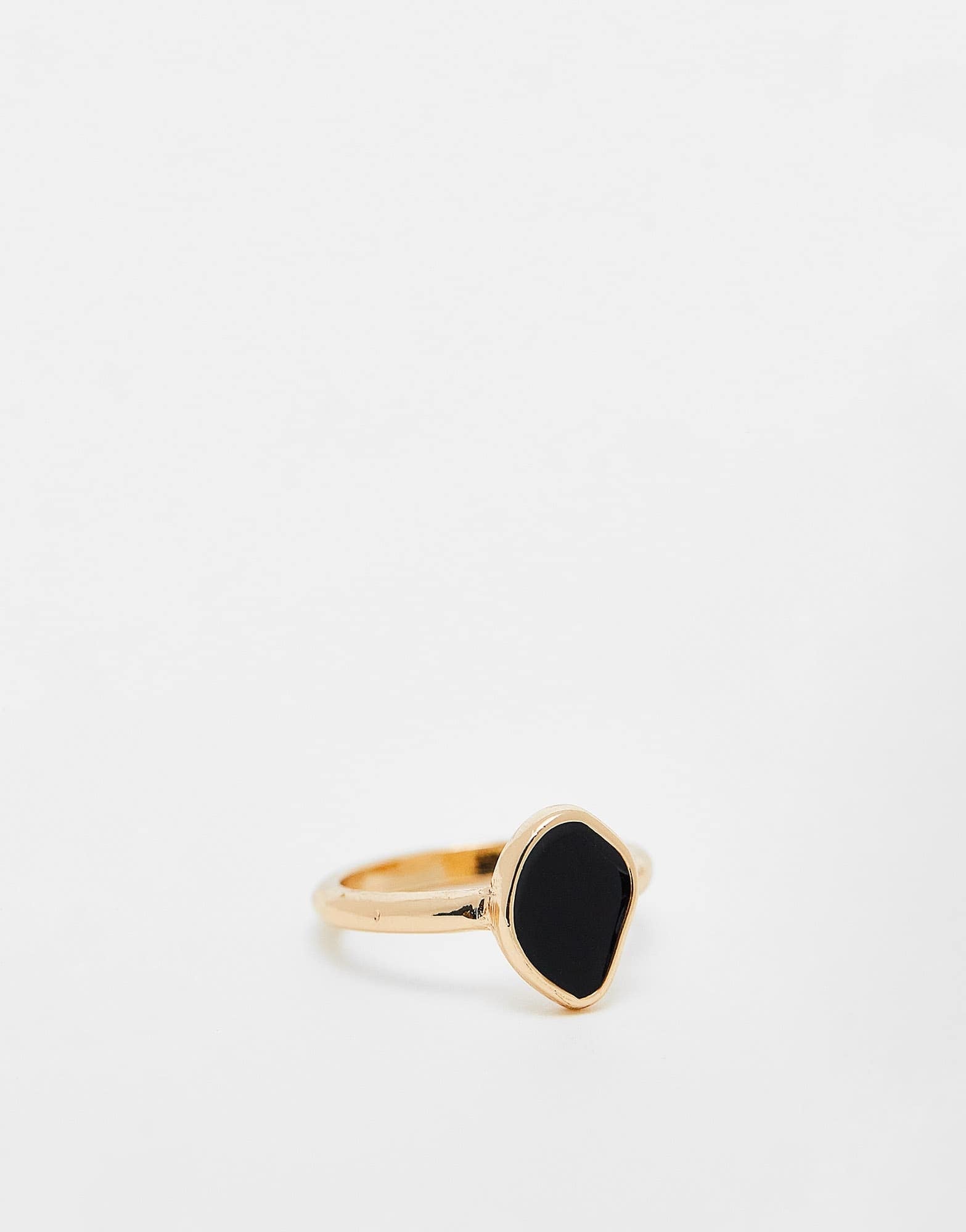 ASOS DESIGN ring with black enamel detail in gold tone - ASOS Sample Sale EU Store