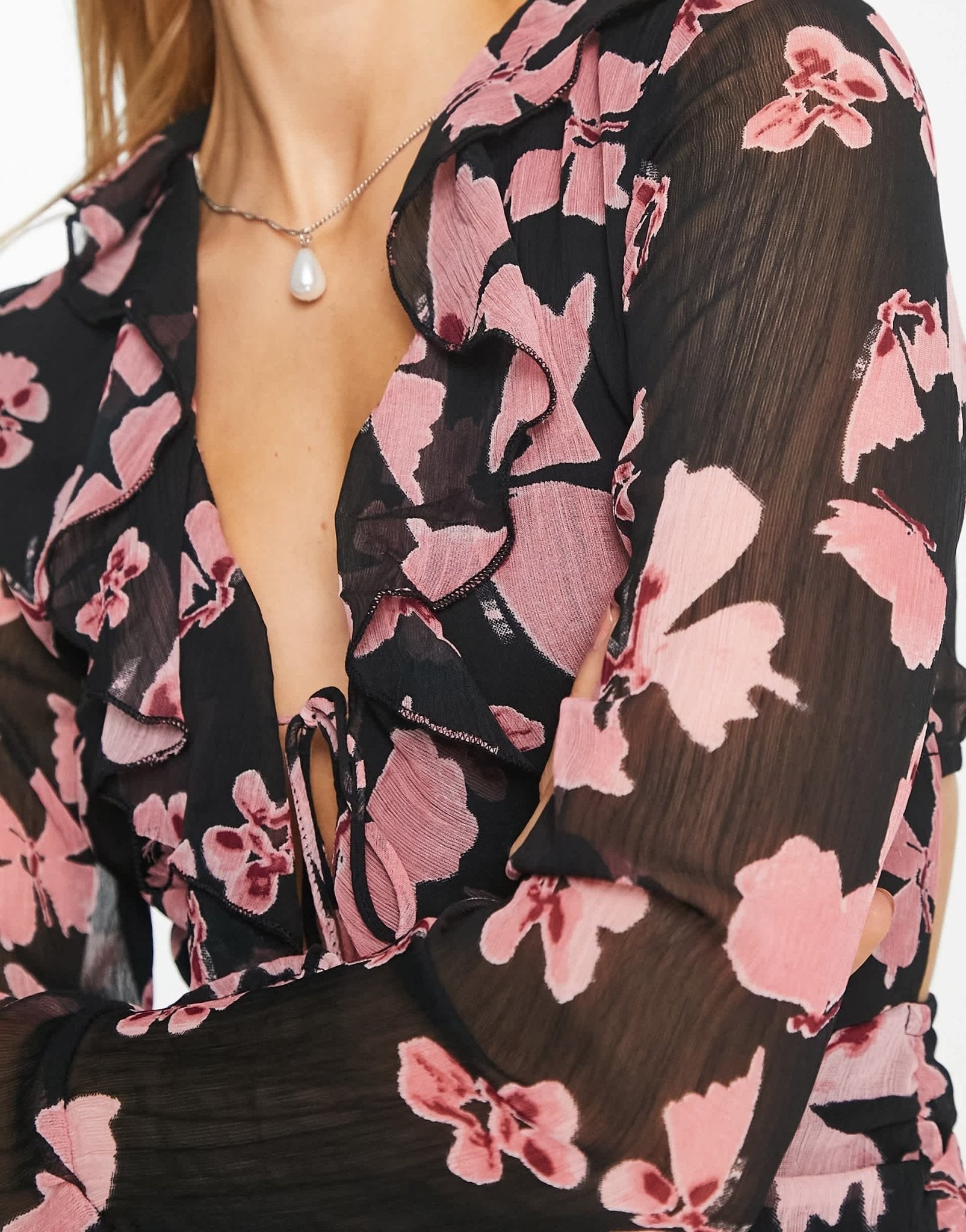 ASOS DESIGN ruched mini dress with fluted sleeves in butterfly print - ASOS Sample Sale EU Store