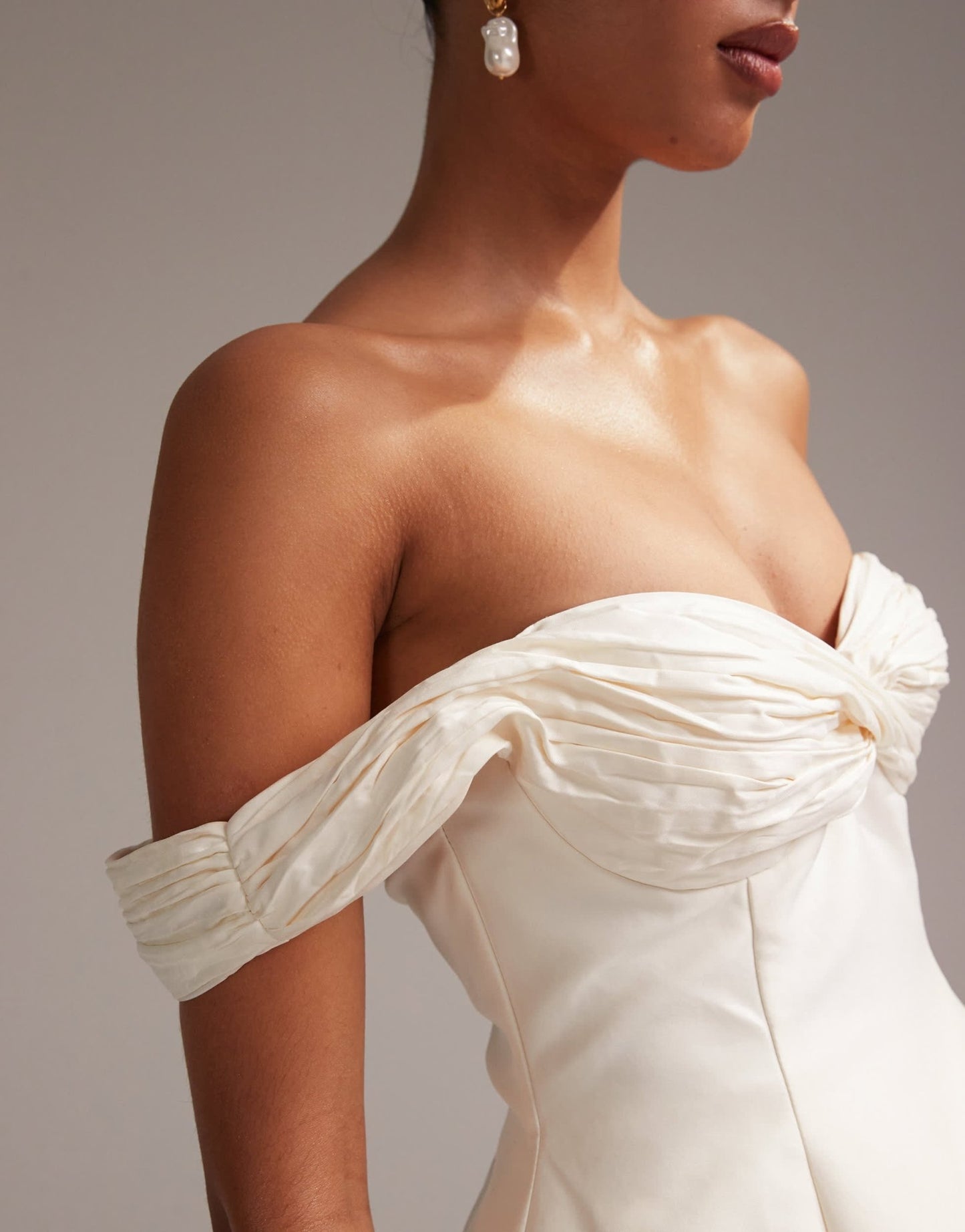ASOS DESIGN ruched off shoulder structured midaxi wedding dress in ivory - ASOS Sample Sale EU Store