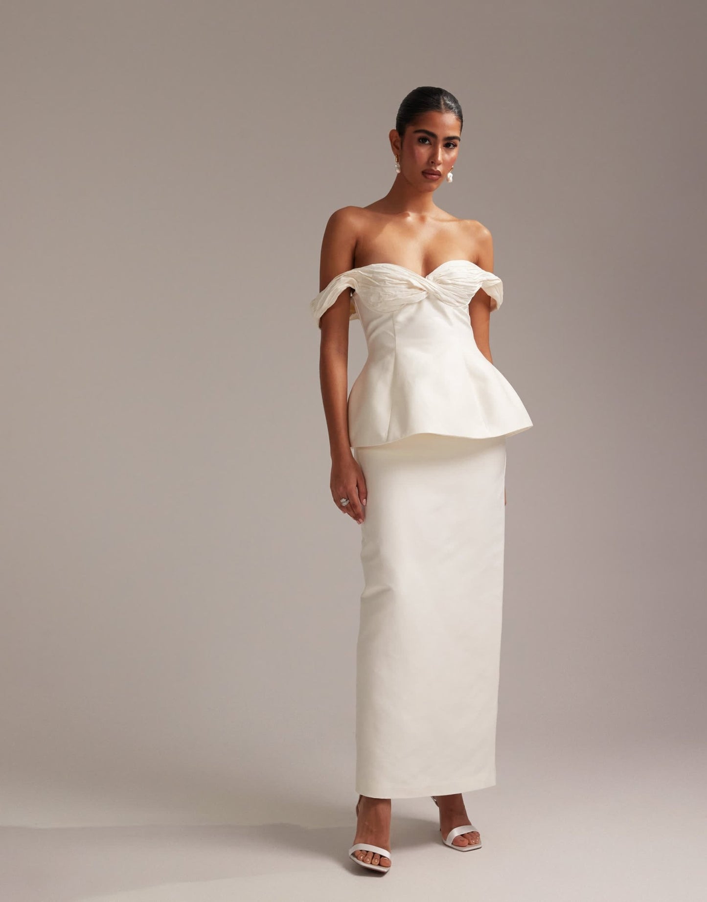 ASOS DESIGN ruched off shoulder structured midaxi wedding dress in ivory - ASOS Sample Sale EU Store