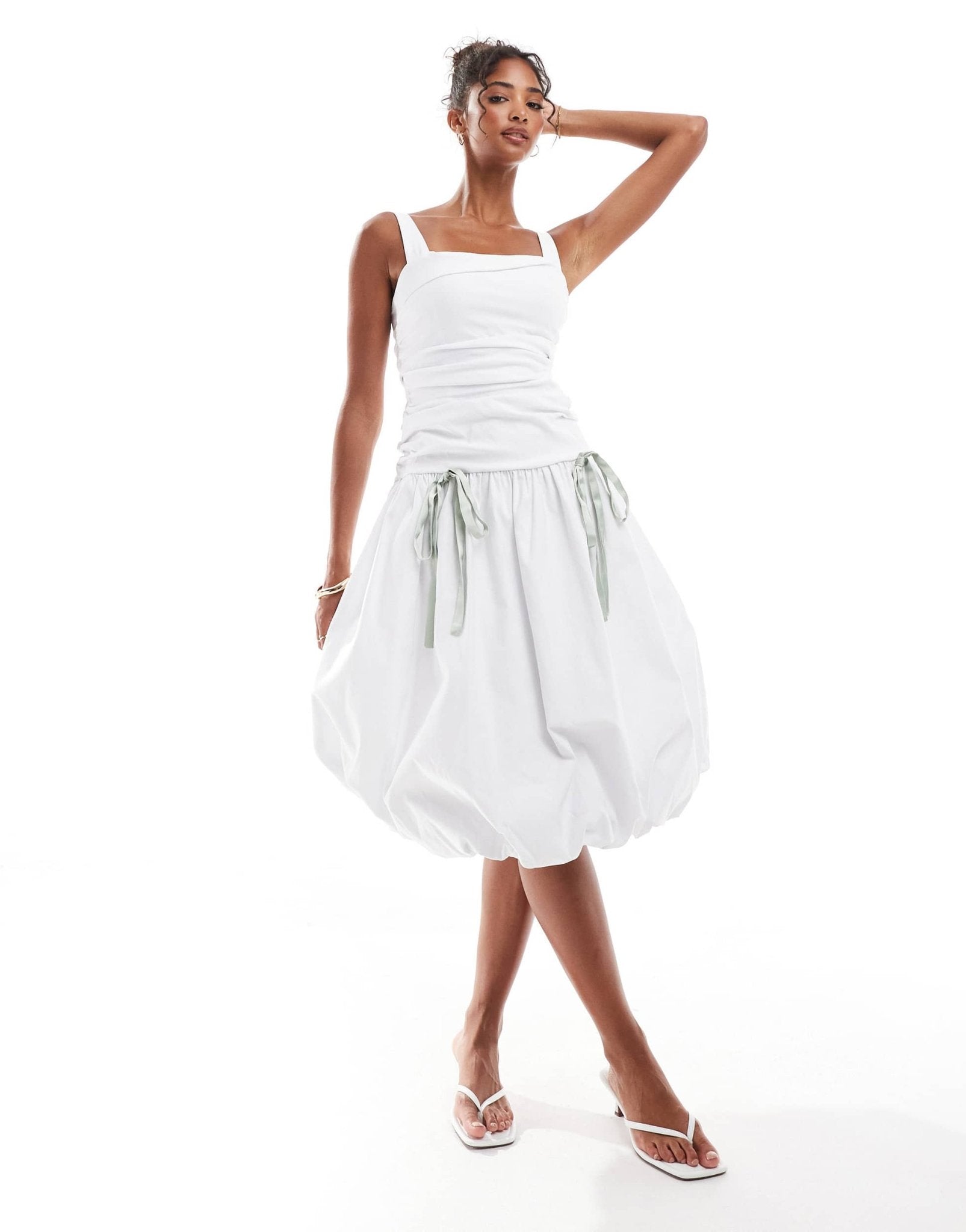 ASOS DESIGN ruched puff hem midi dress with green satin bow details in white - ASOS Sample Sale EU Store