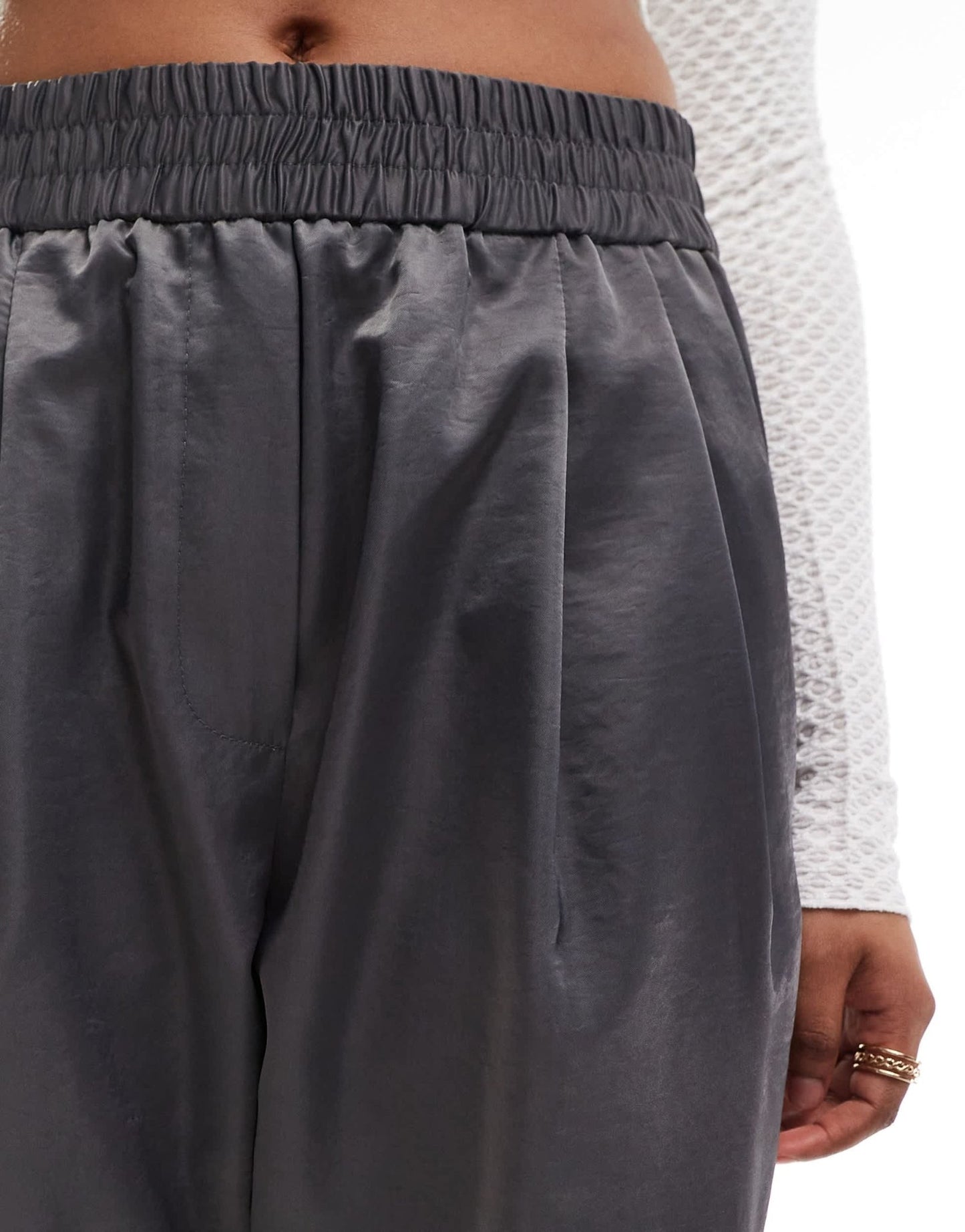 ASOS DESIGN satin pull on relaxed trouser in grey shimmer - ASOS Sample Sale EU Store