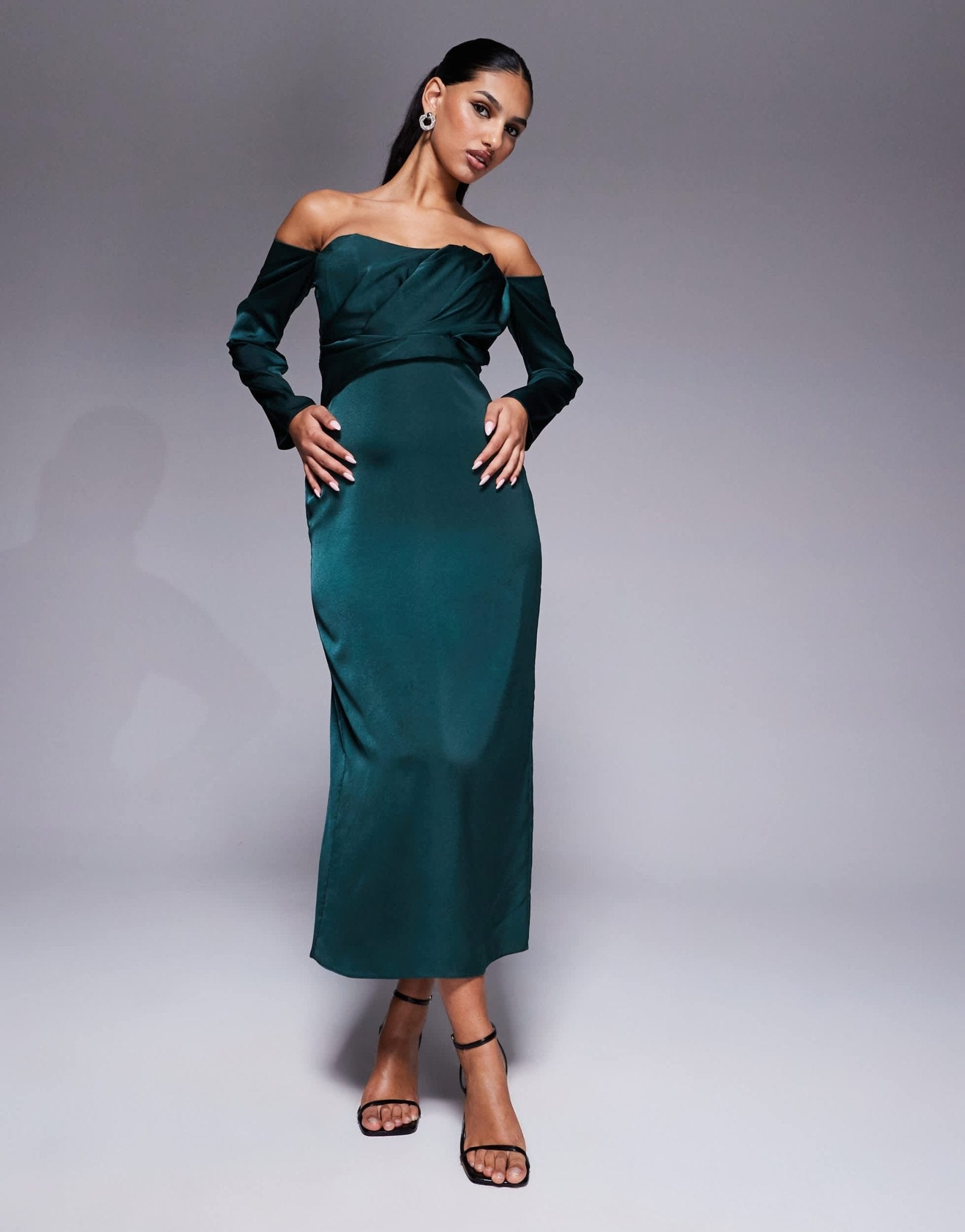 ASOS DESIGN satin sweetheart bardot long sleeve midi dress in forest green - ASOS Sample Sale EU Store