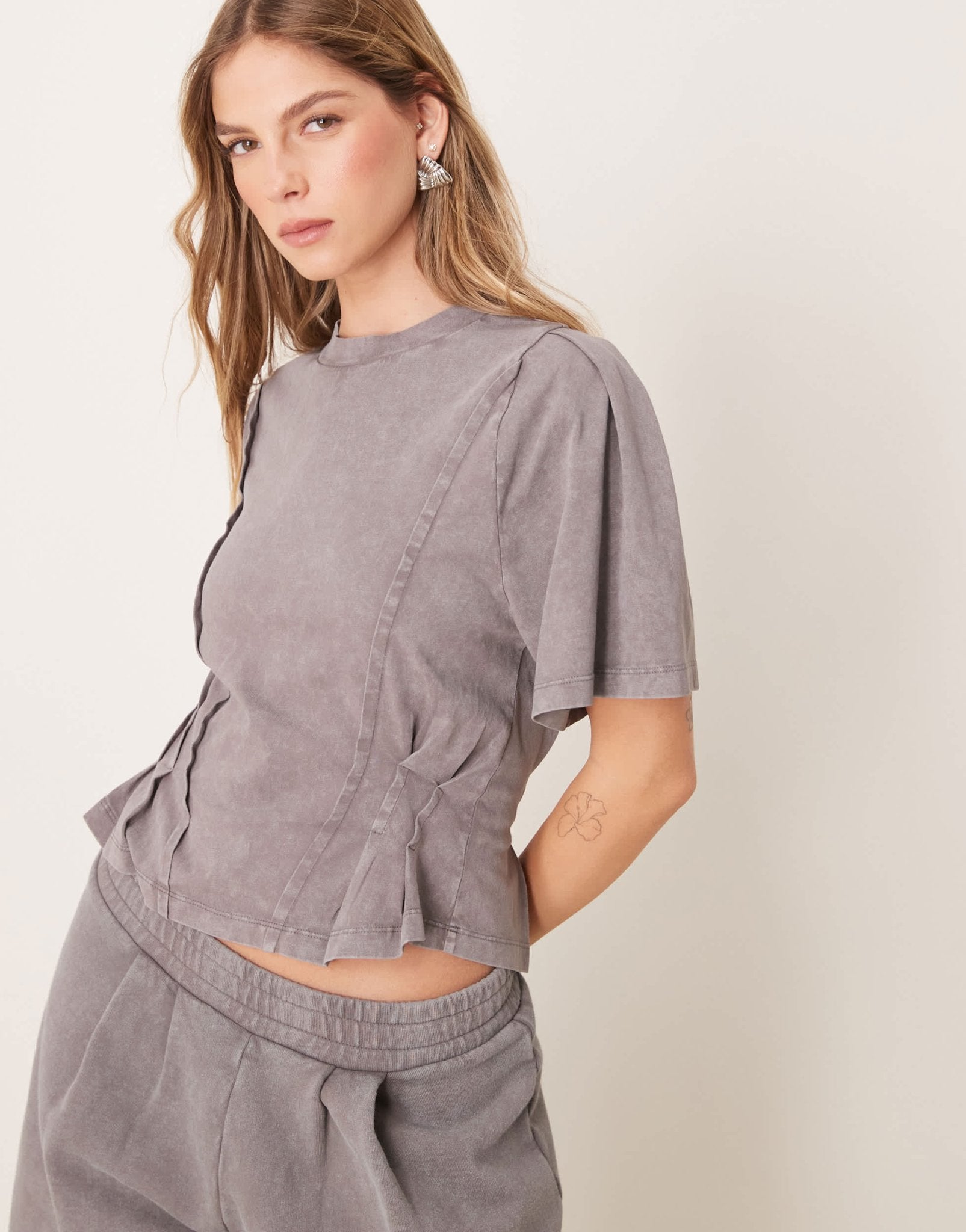 ASOS DESIGN seam detail short sleeve corset waist t-shirt in washed grey - ASOS Sample Sale EU Store